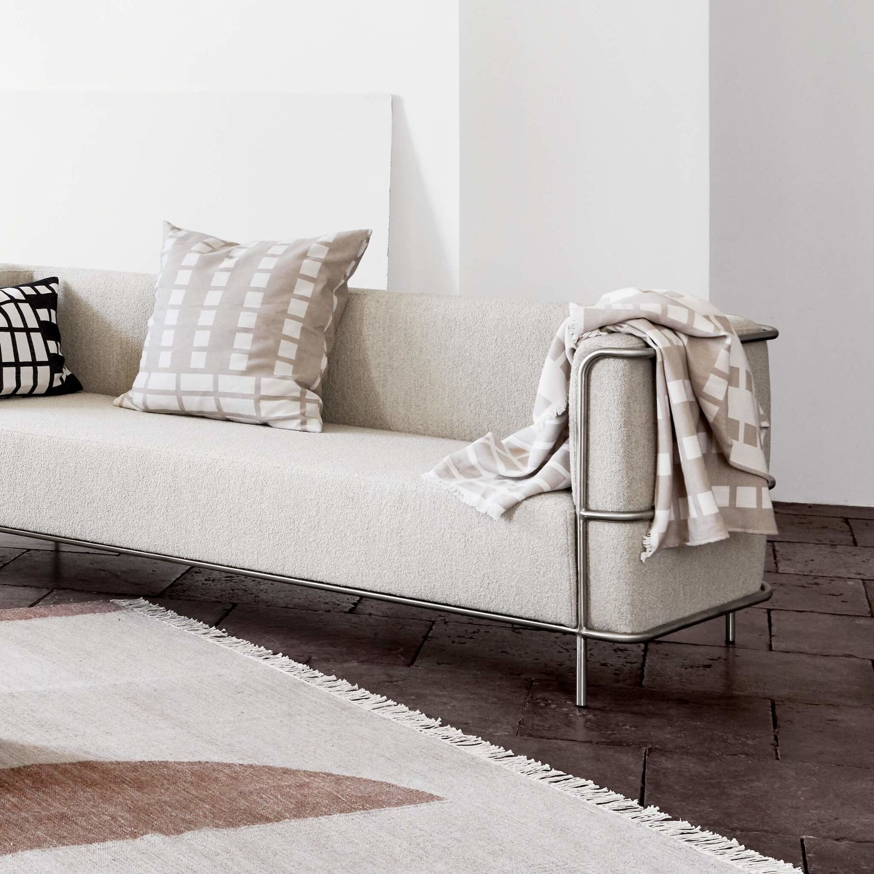 Kristina Dam Contemporary Throw - Beige/Off-White