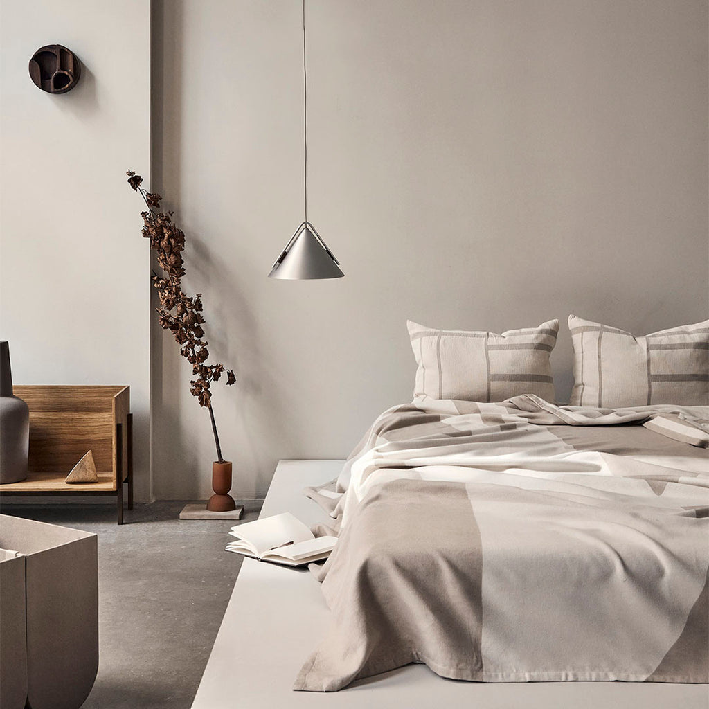 Kristina Dam Contemporary Throw - Beige/Off-White