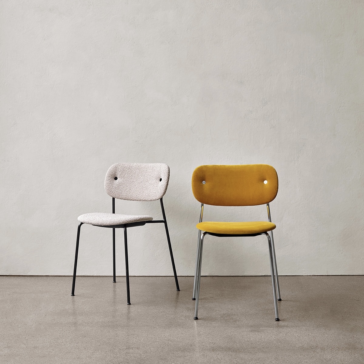 Audo Copenhagen Co Dining Chair fully upholstered - Black, Boucle 02