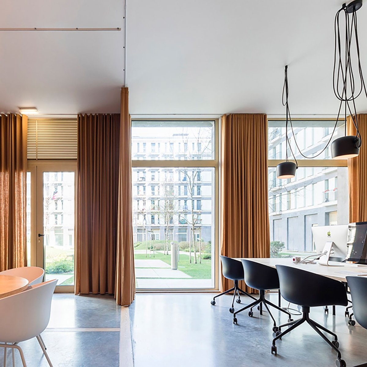 HAY AAC24 Chair - Black/Black