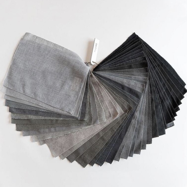 Raamdecoratie op maat - bezoek onze winkel voor meer info