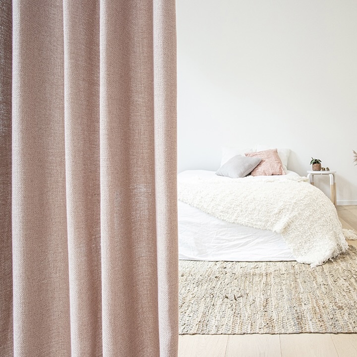 Raamdecoratie op maat - bezoek onze winkel voor meer info