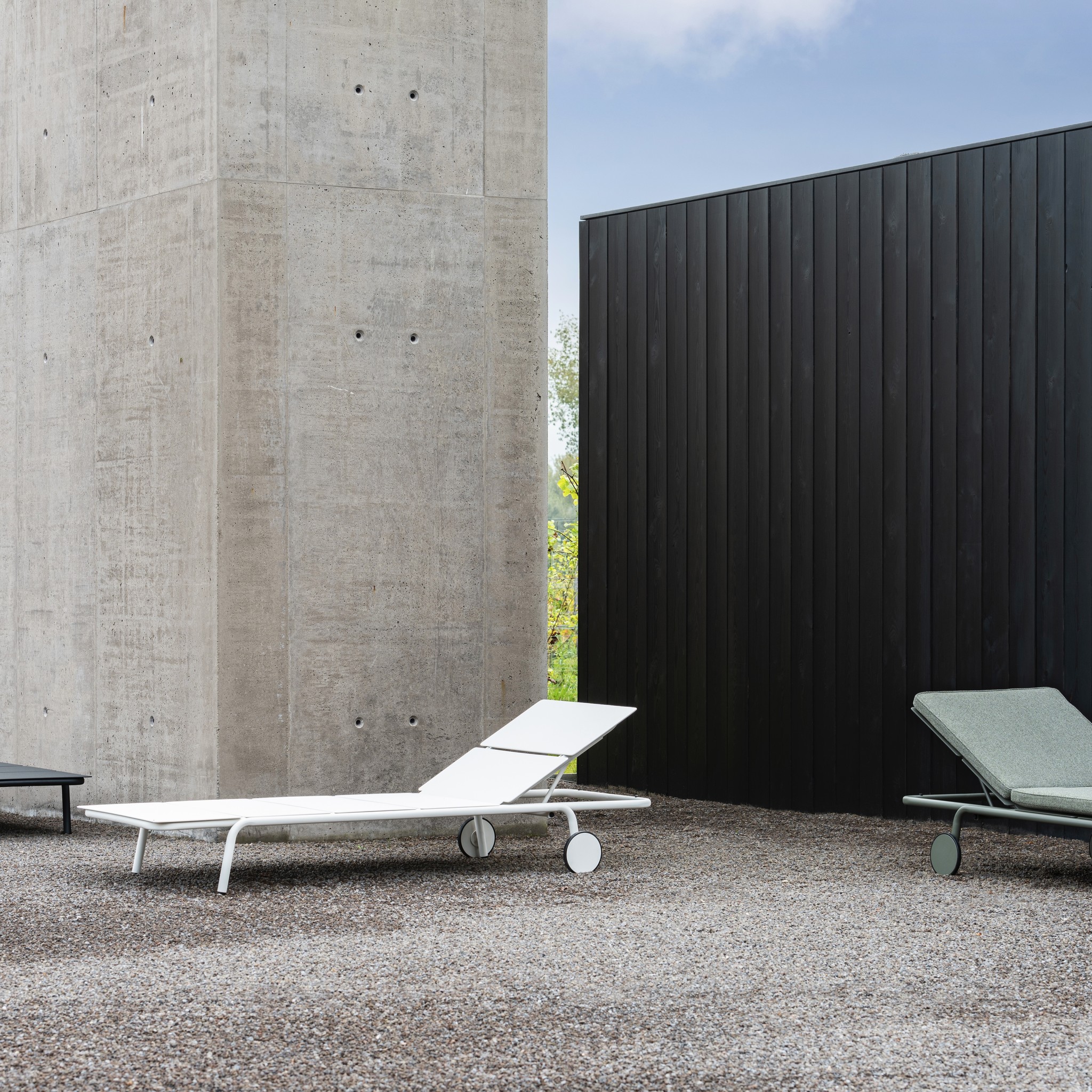 Serax BENCH BLACK AUGUST