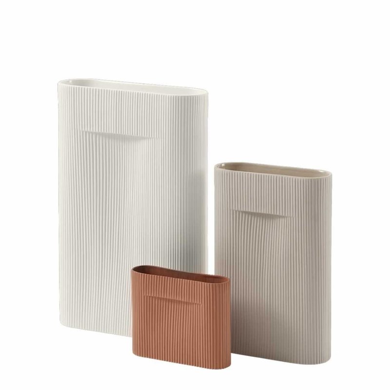 Muuto Ridge Vase - H48,5 - Beige