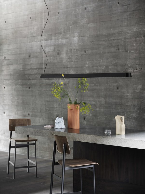 Muuto Linear Pendant Lamp 169,2 cm - Black