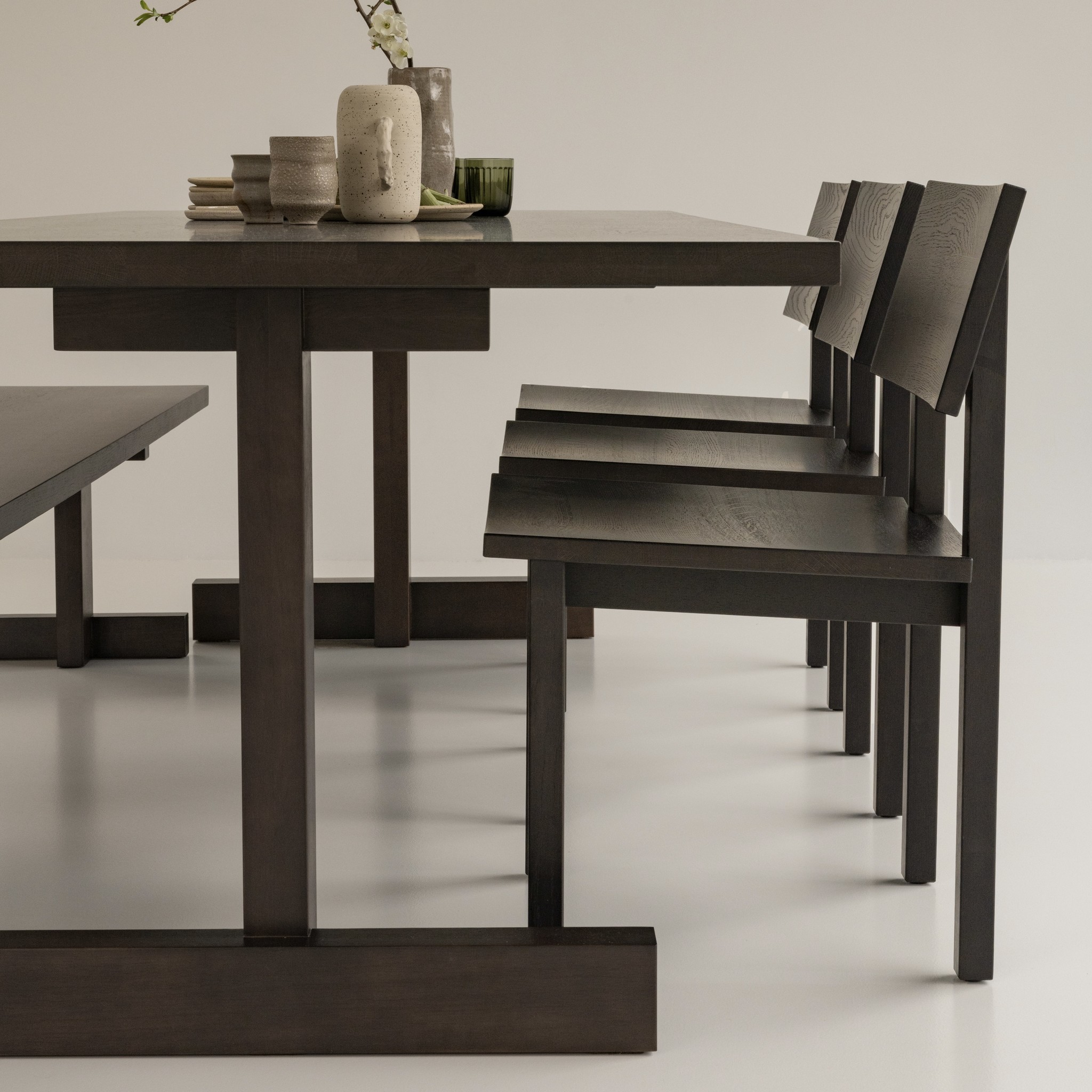 STUDIO HENK Eettafel rechthoekig - Base - 200 x 90 cm - standaard - Eiken gerookt gebeitst