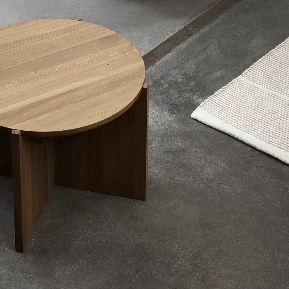 Kristina Dam Table - Oak