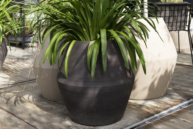 Serax SIERPOT L BEIGE CONSTRUCT (aardewerk)