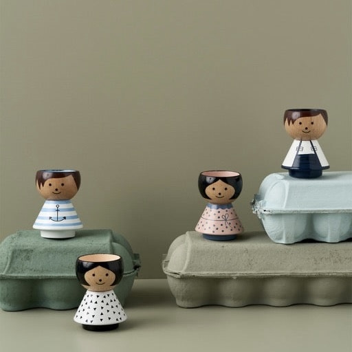 Lucie Kaas Bordfolk egg holder Andrea