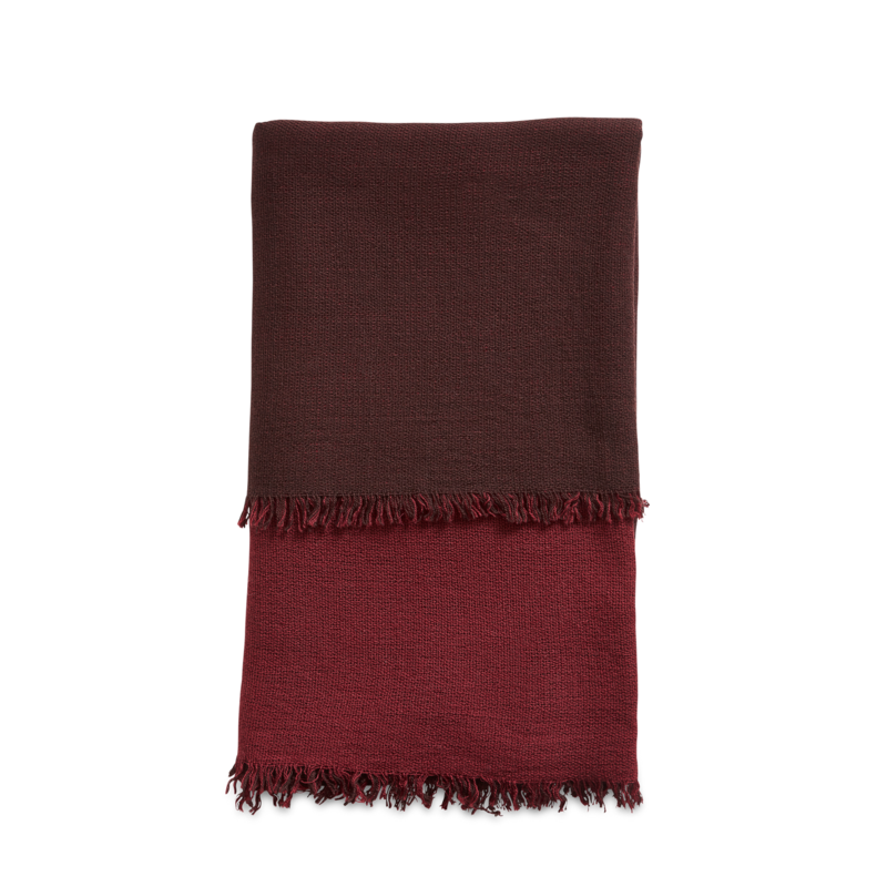 WOUD Double throw Indian red / Chestnut brown (Approx. 125 x 180 cm)