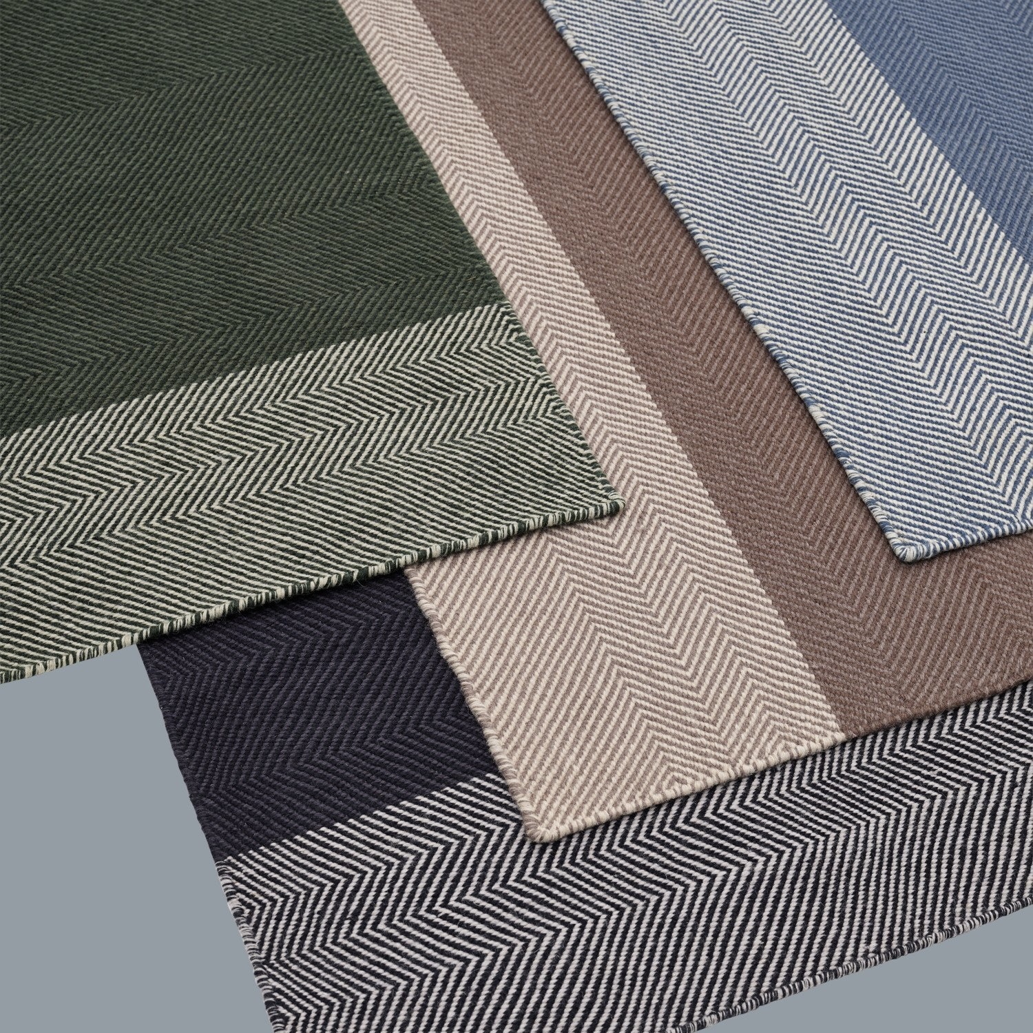 Muuto Varjo rug - 170x240 cm