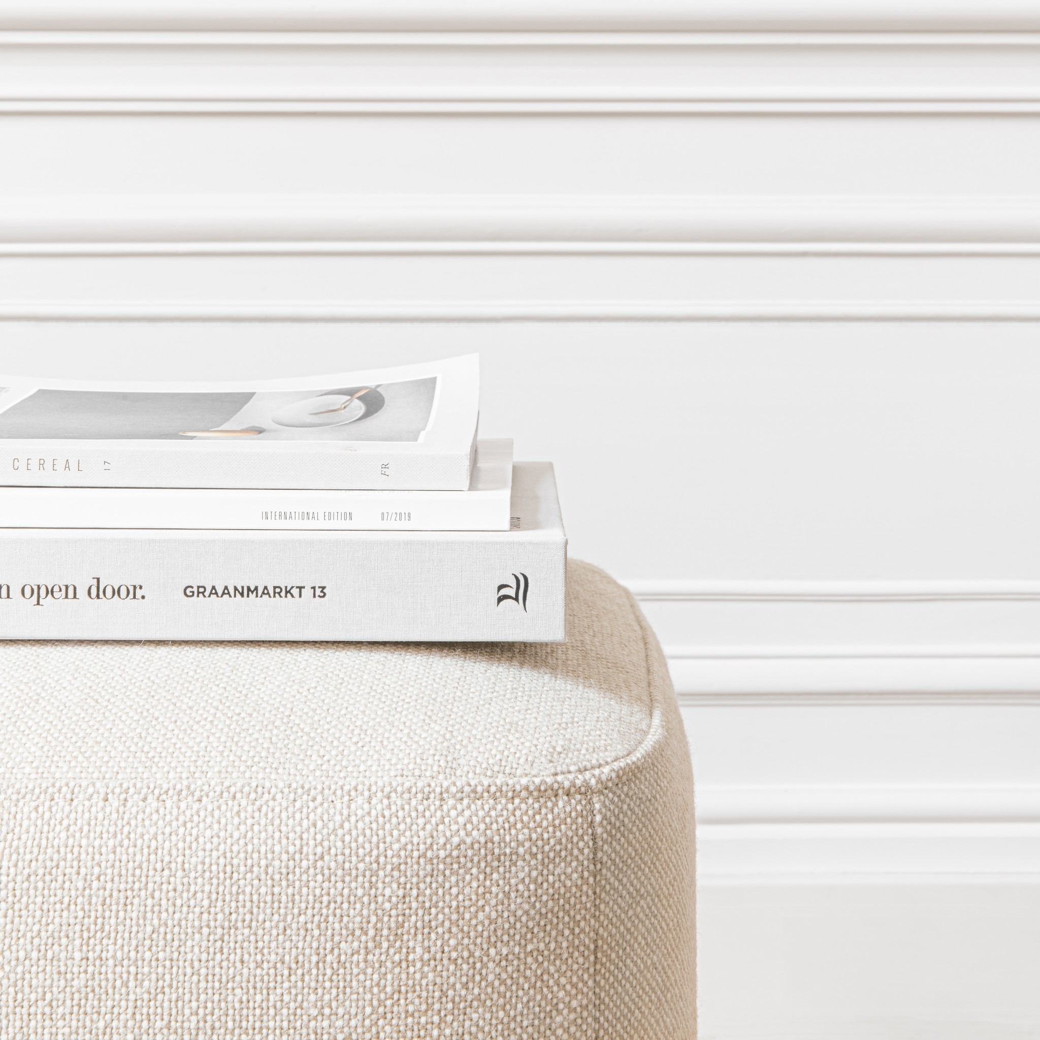 STUDIO HENK Poef Otto S - Eiken naturel light - Steelcut 2 220 - SHOWROOM MODEL