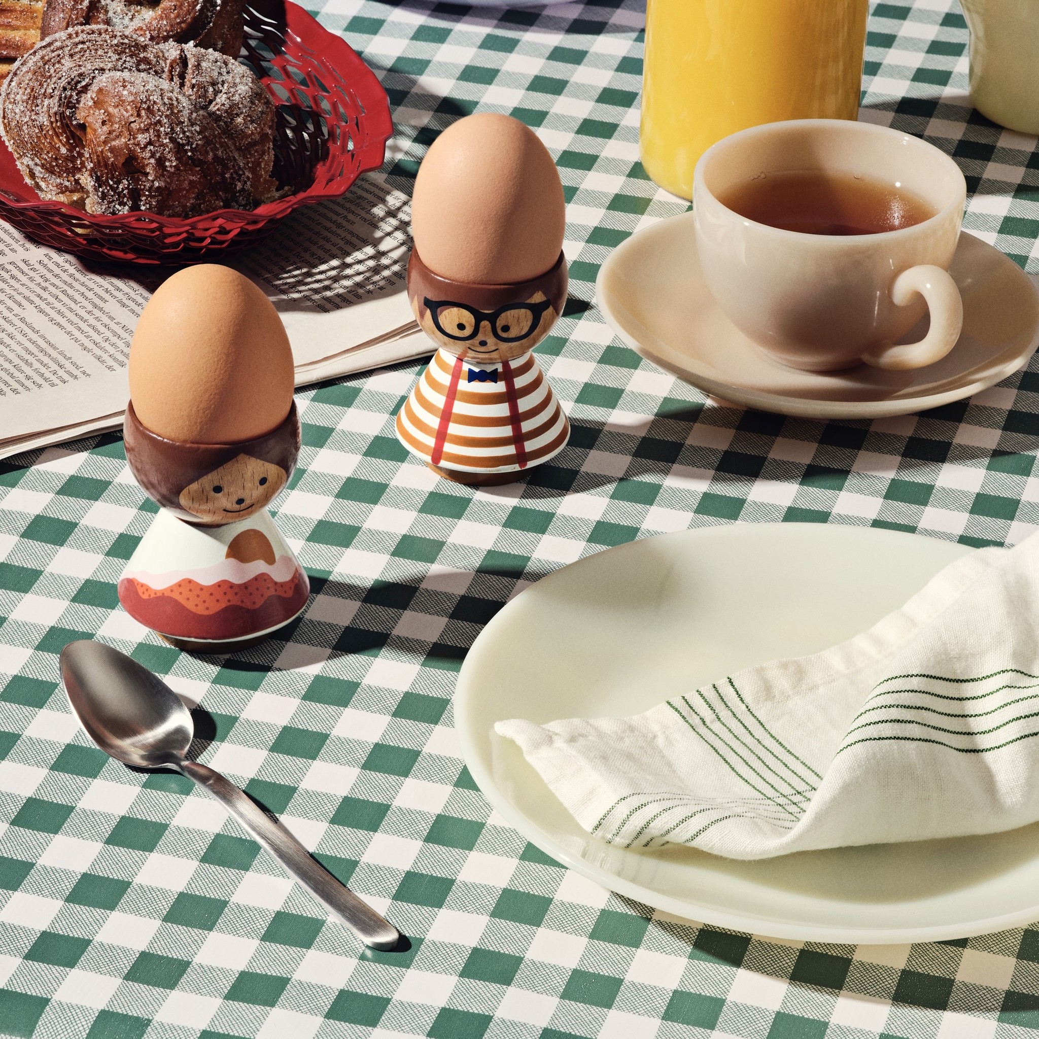 Lucie  Kaas Bordfolk egg holder Mika