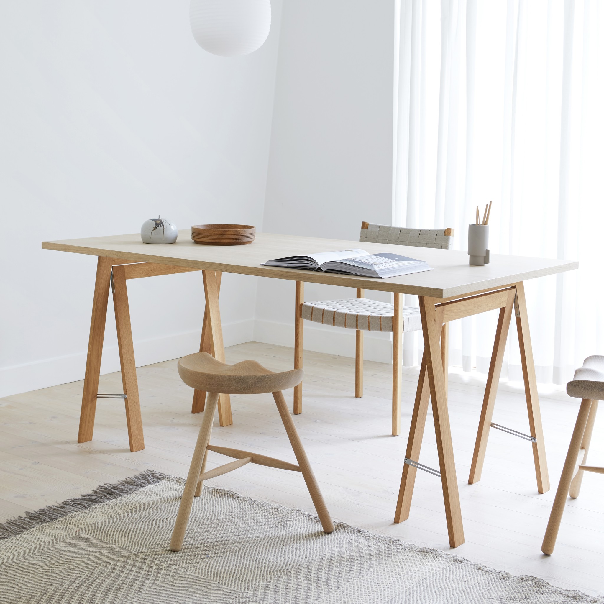 Form & Refine Shoemaker Chair N°49 - Oak