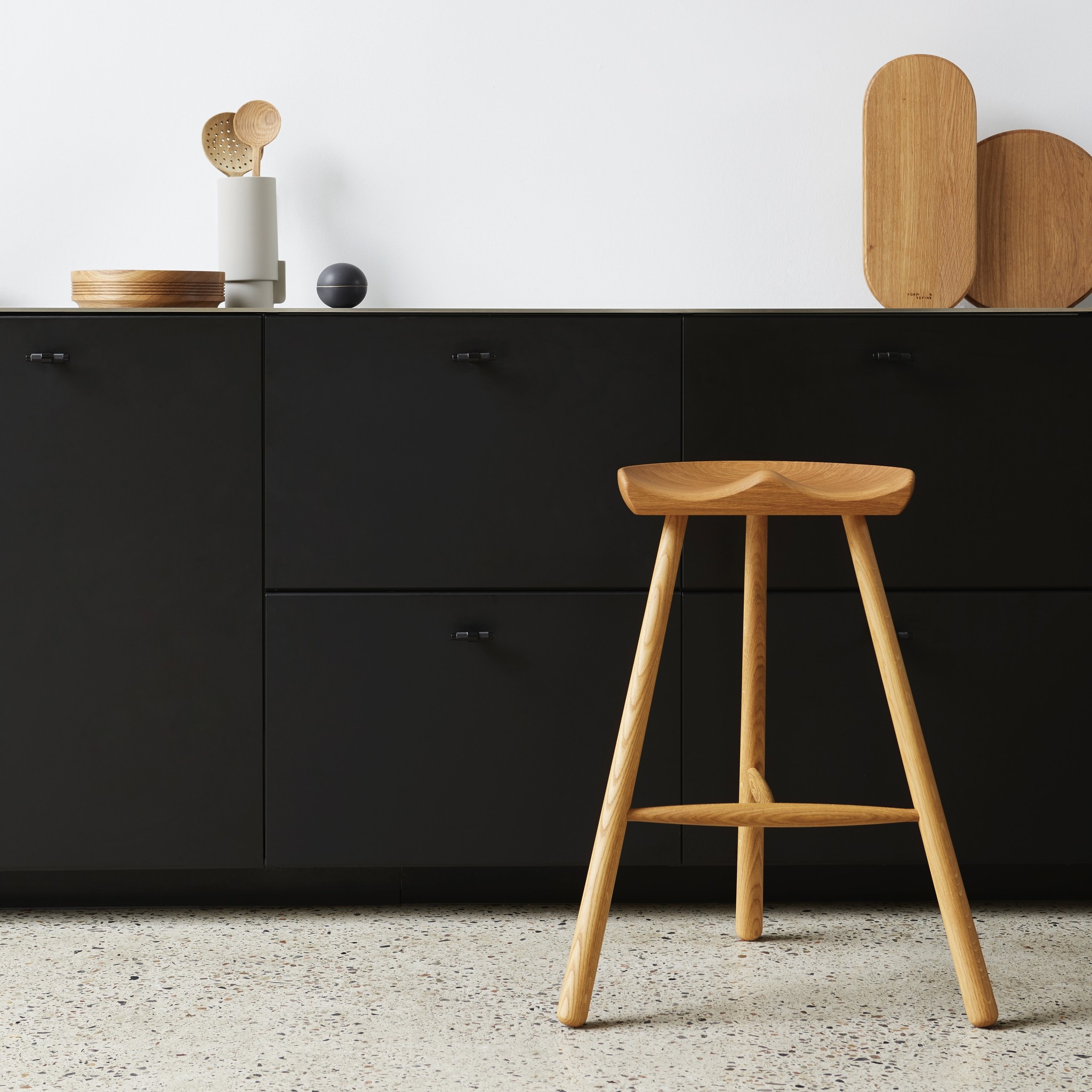 Form & Refine Shoemaker Chair N°68 - Smoked Oak