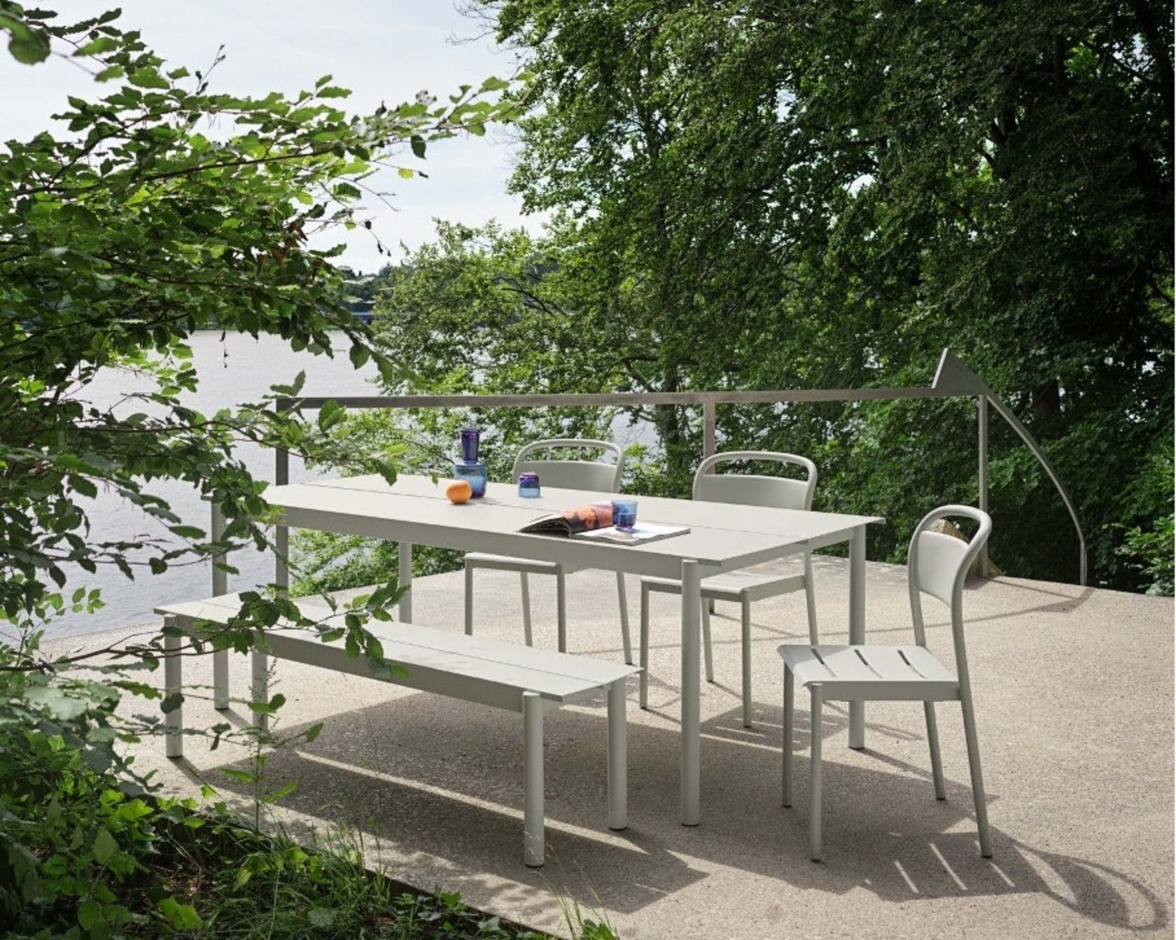 Muuto Linear Steel Table 220x90cm