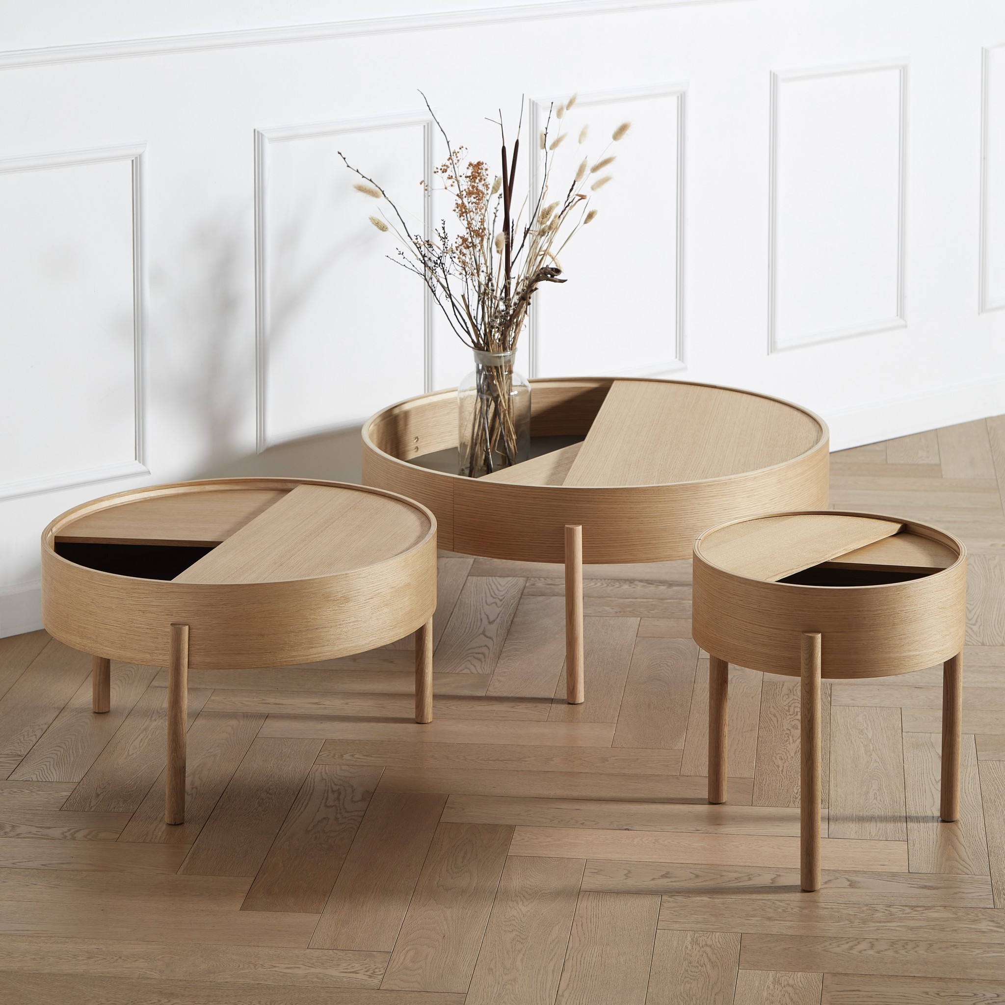 WOUD Arc side table Ø42 cm