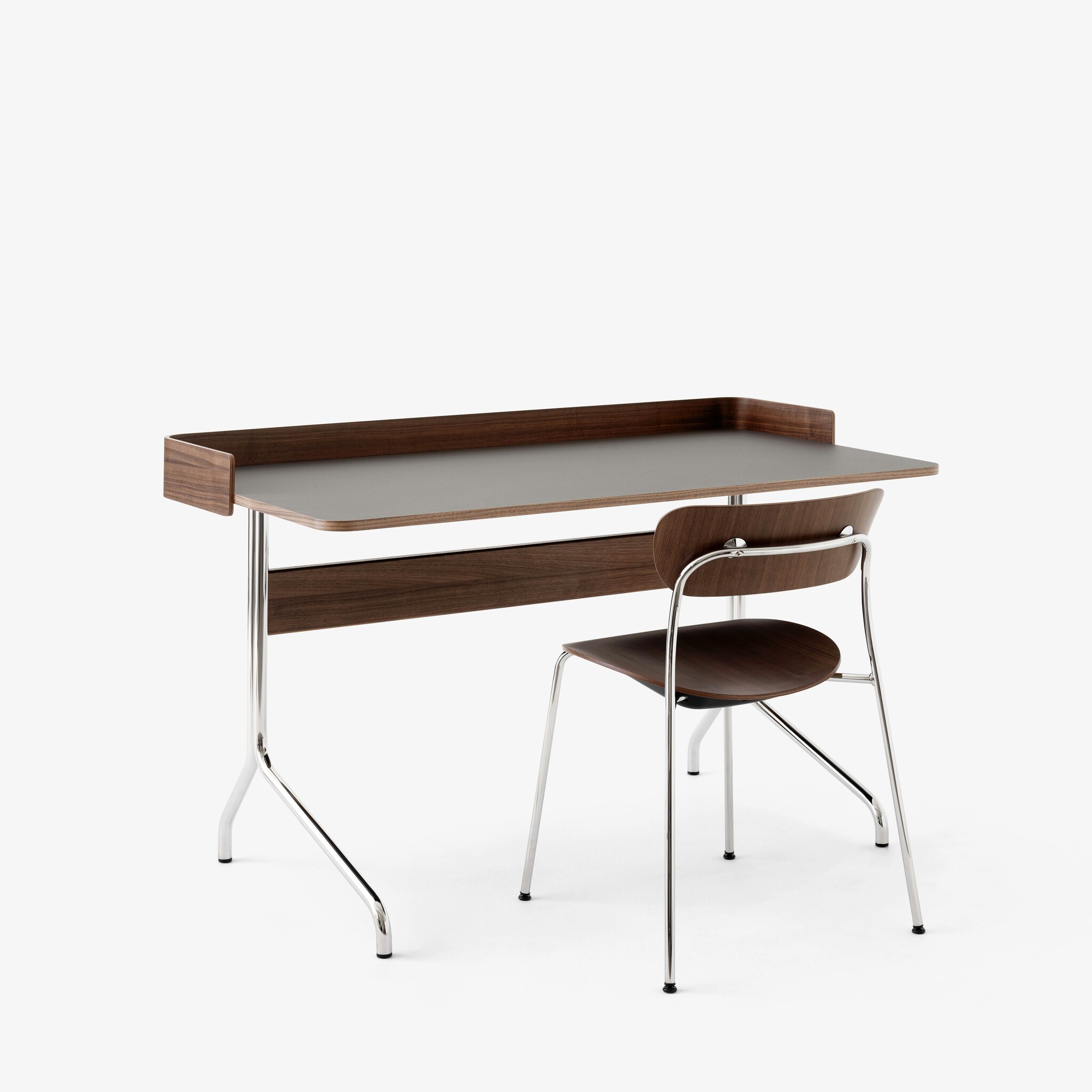 &Tradition Pavilion AV17 - Iron Linoleum w. lacquered walnut & chrome base