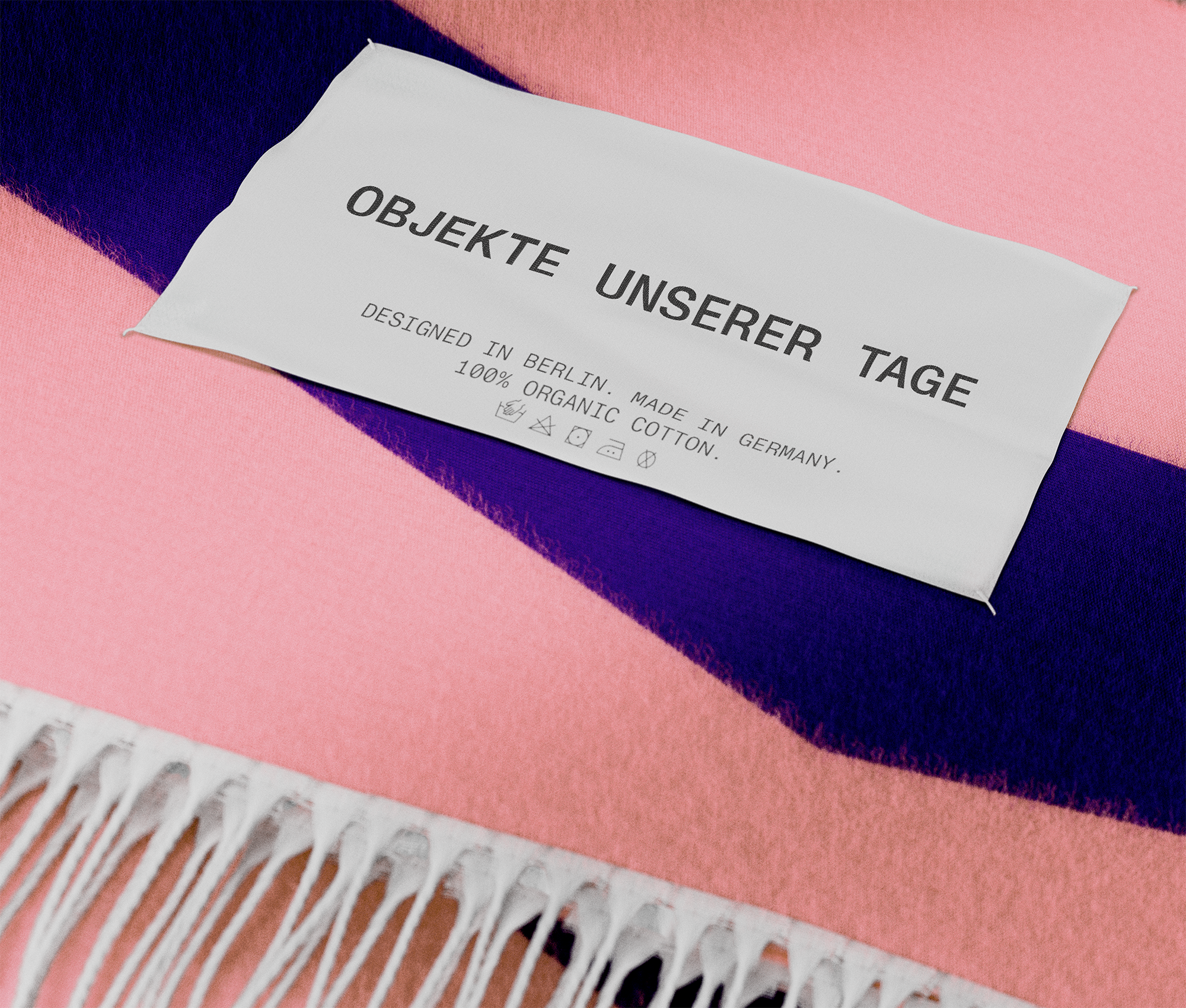 OBJEKTE UNSERER TAGE Seidel Throw