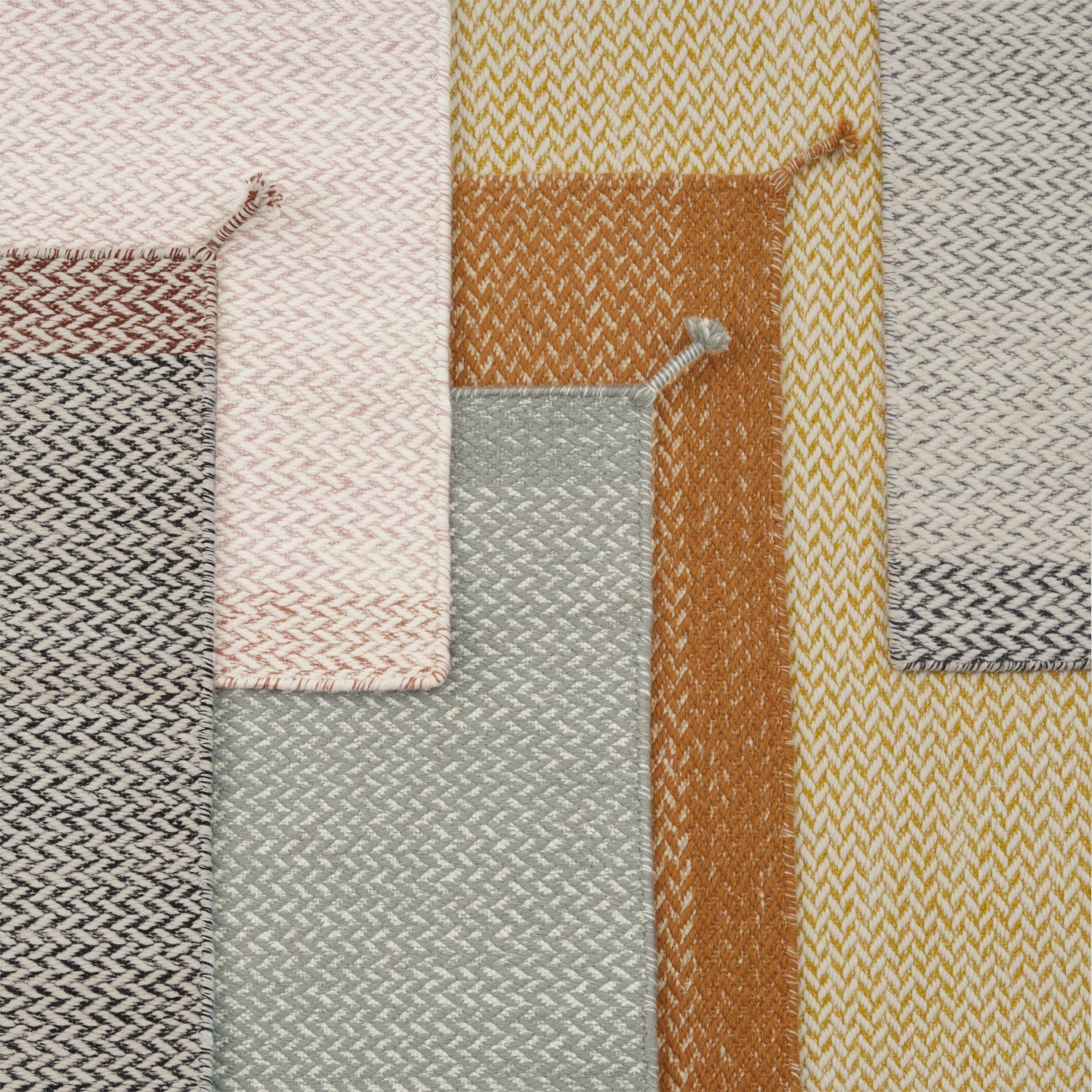 Muuto Ply Rug - 200x300