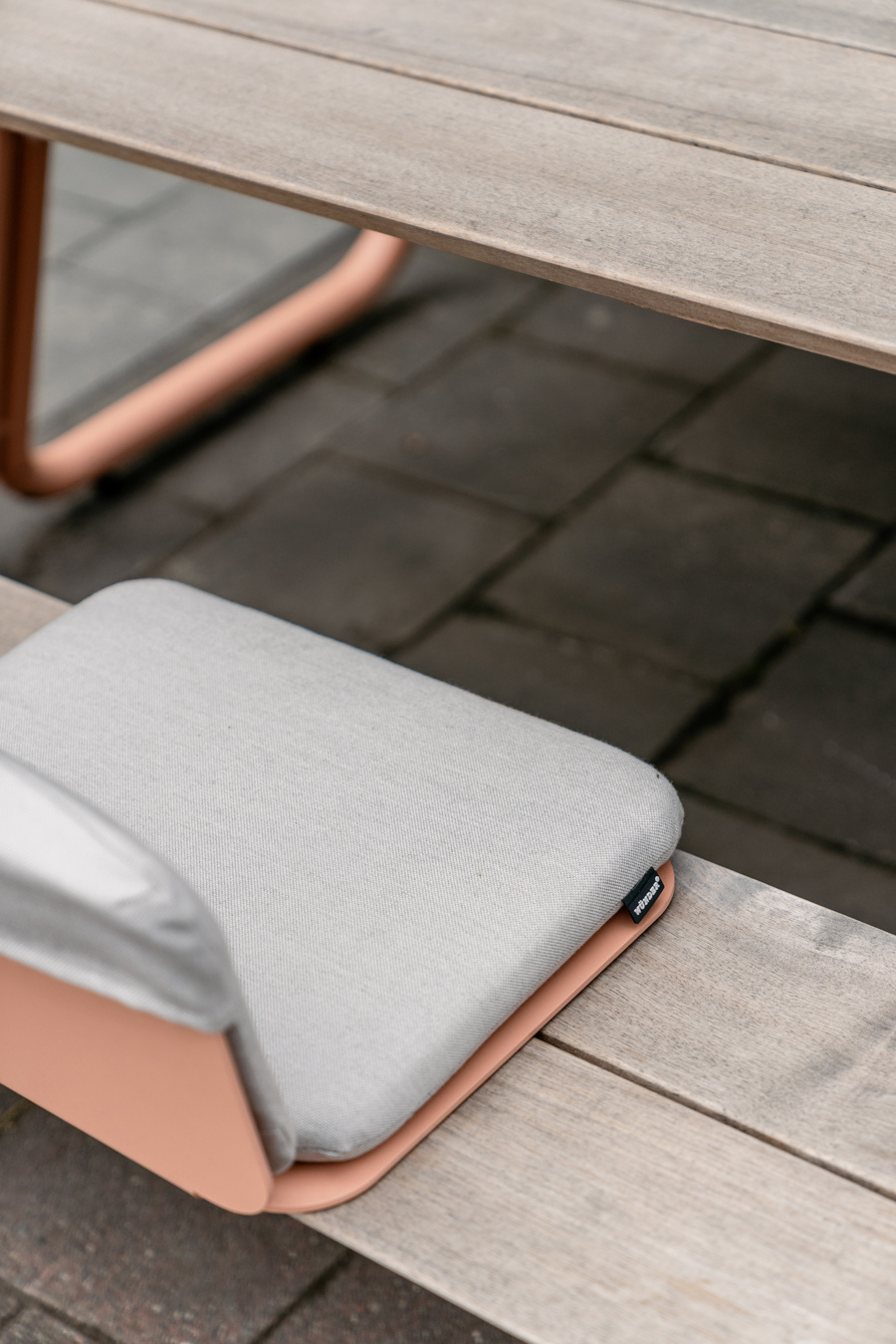 WÜNDER The Table Medium 285 cm - Customised - Roze RAL 3012