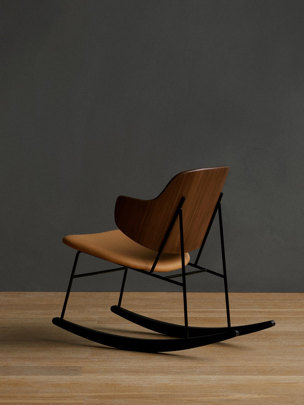 Audo Copenhagen Penguin Rocking Chair - natural oak