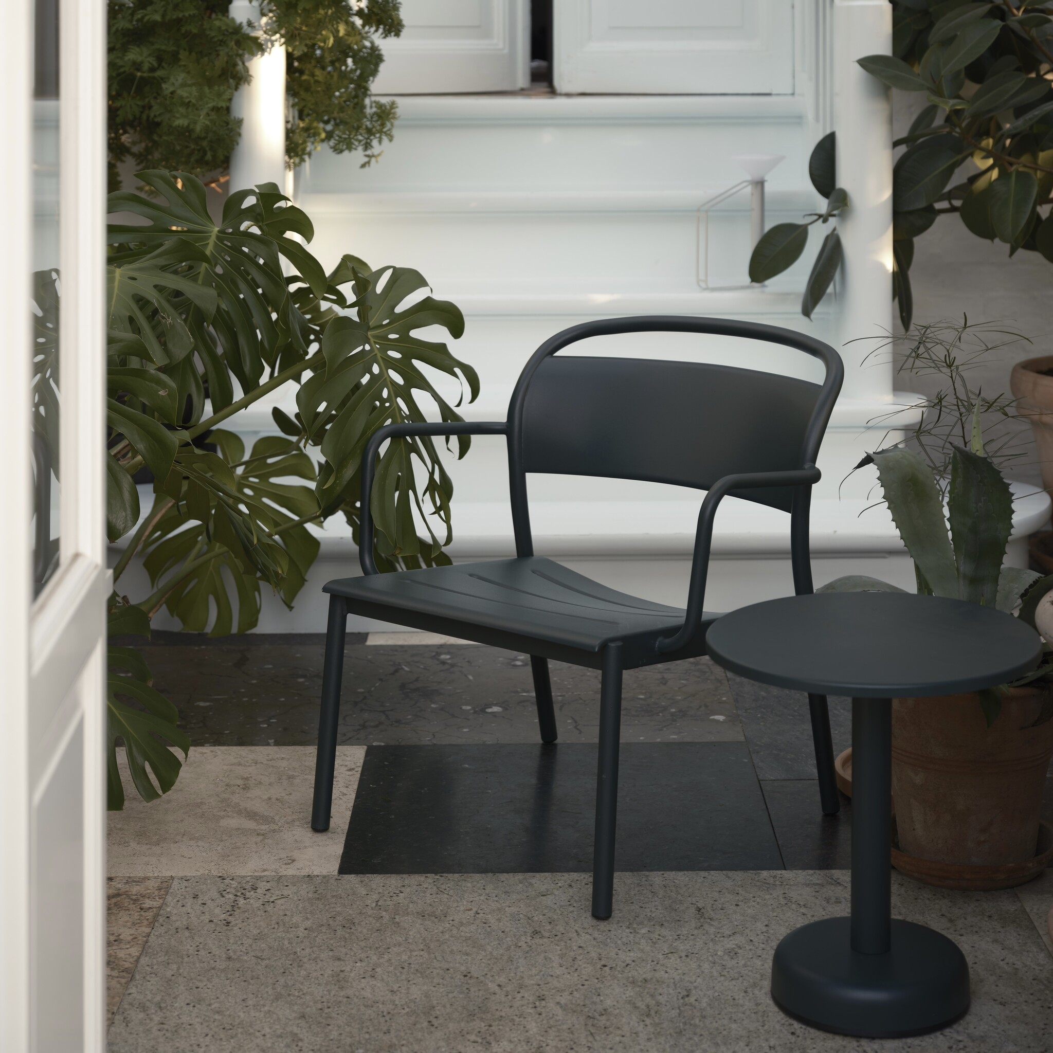 Muuto Linear Steel Lounge Armchair