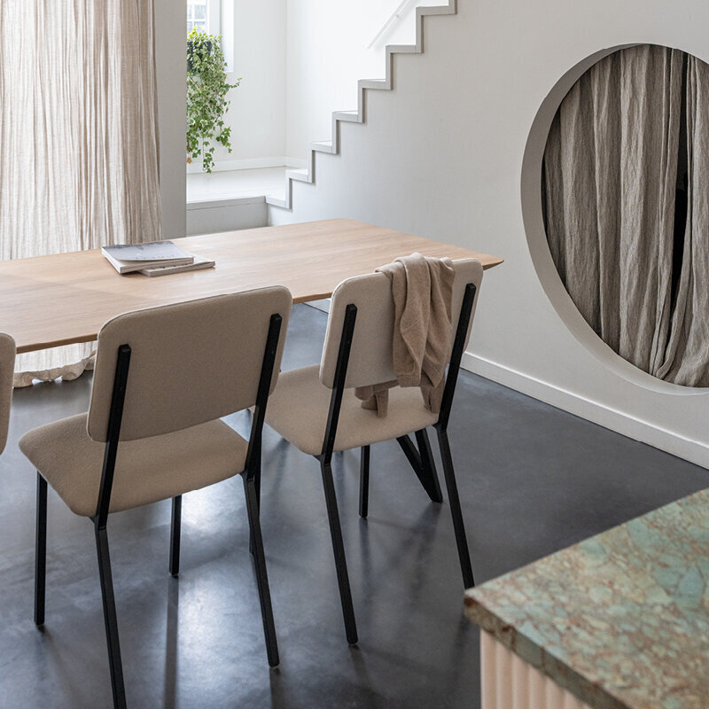 STUDIO HENK Co Chair zonder armleuning - zwart - tonica 111