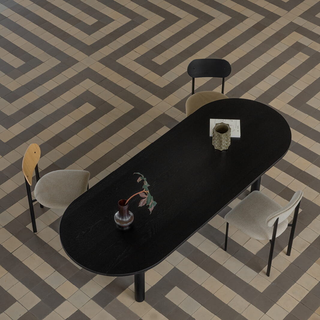 STUDIO HENK Oblique Chair zonder armleuning - zwart - hallingdal65 224