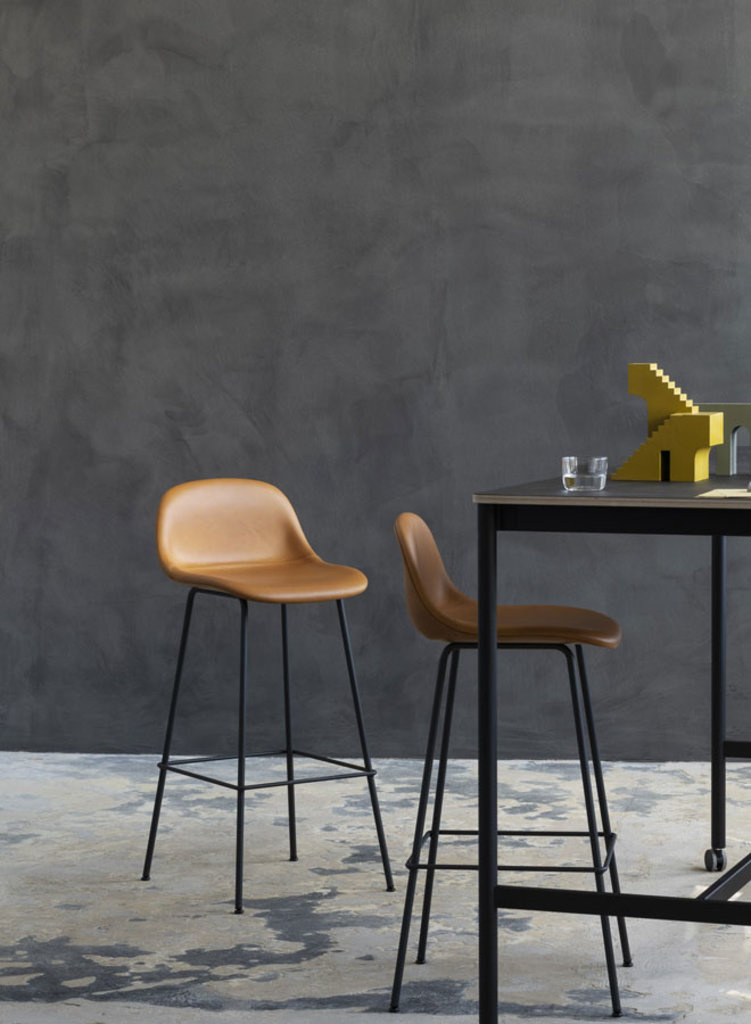 Muuto Fiber Bar Stool w. Back Tube Base - 75cm