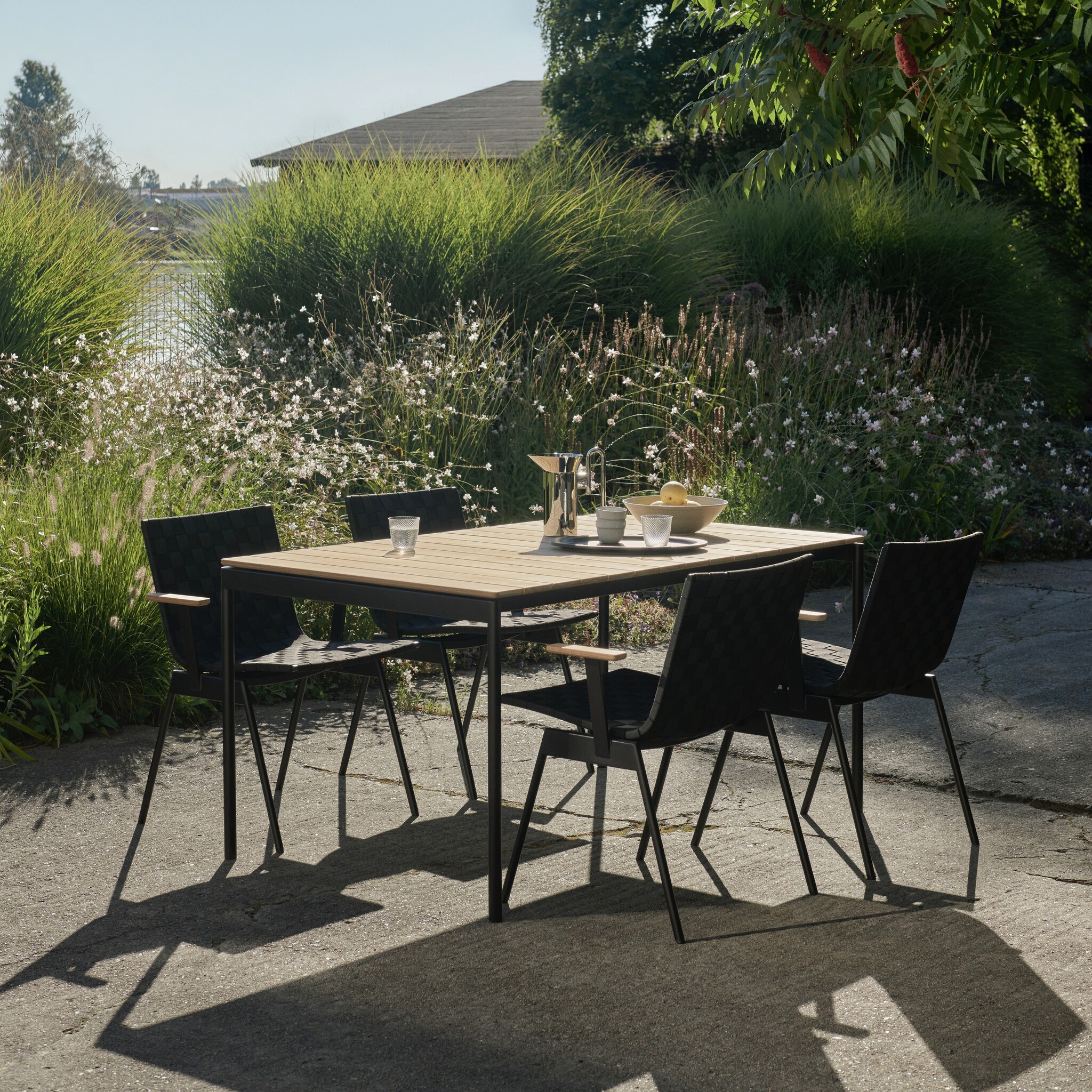 &Tradition Ville Outdoor Side chair AV33