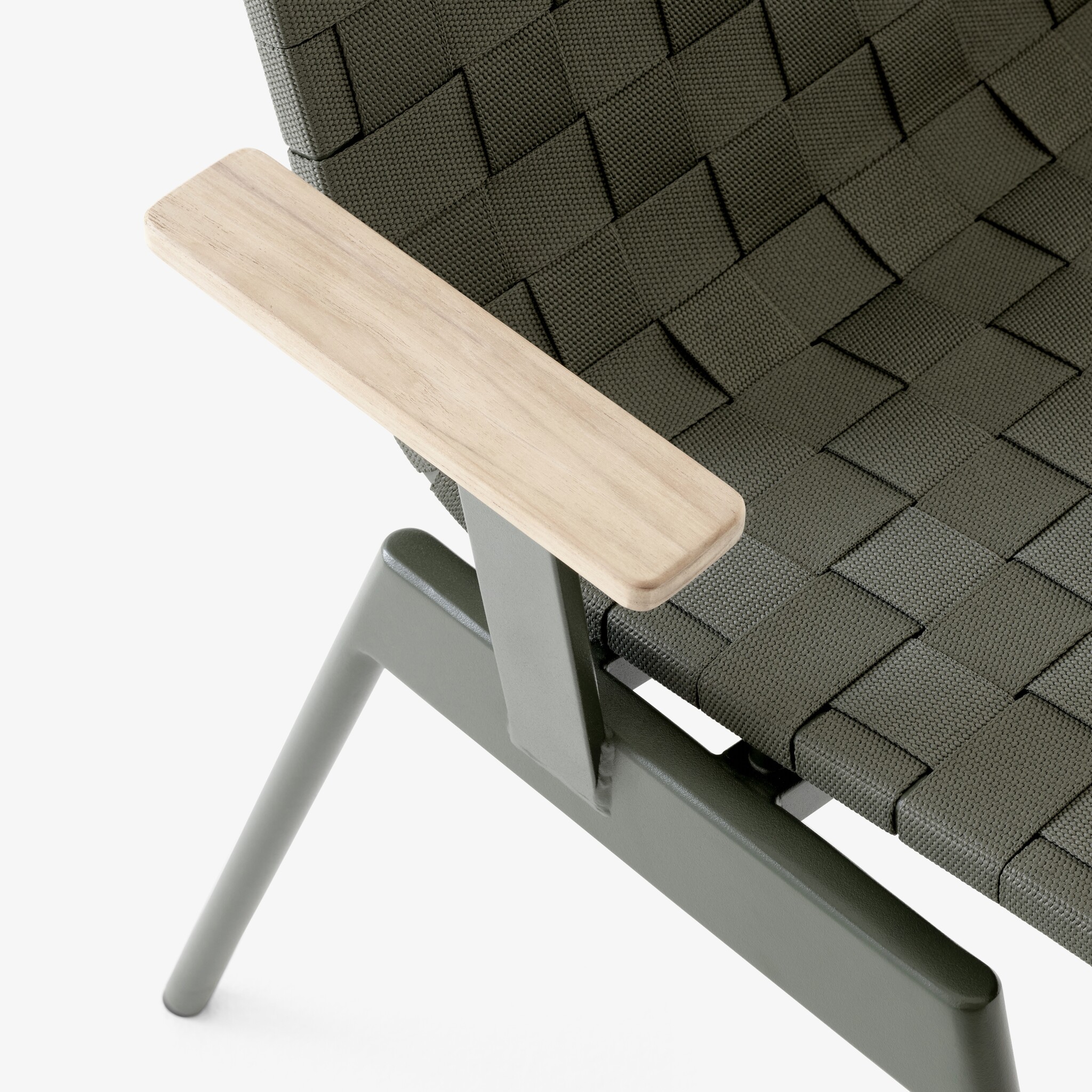 &Tradition Ville Outdoor Side chair AV33