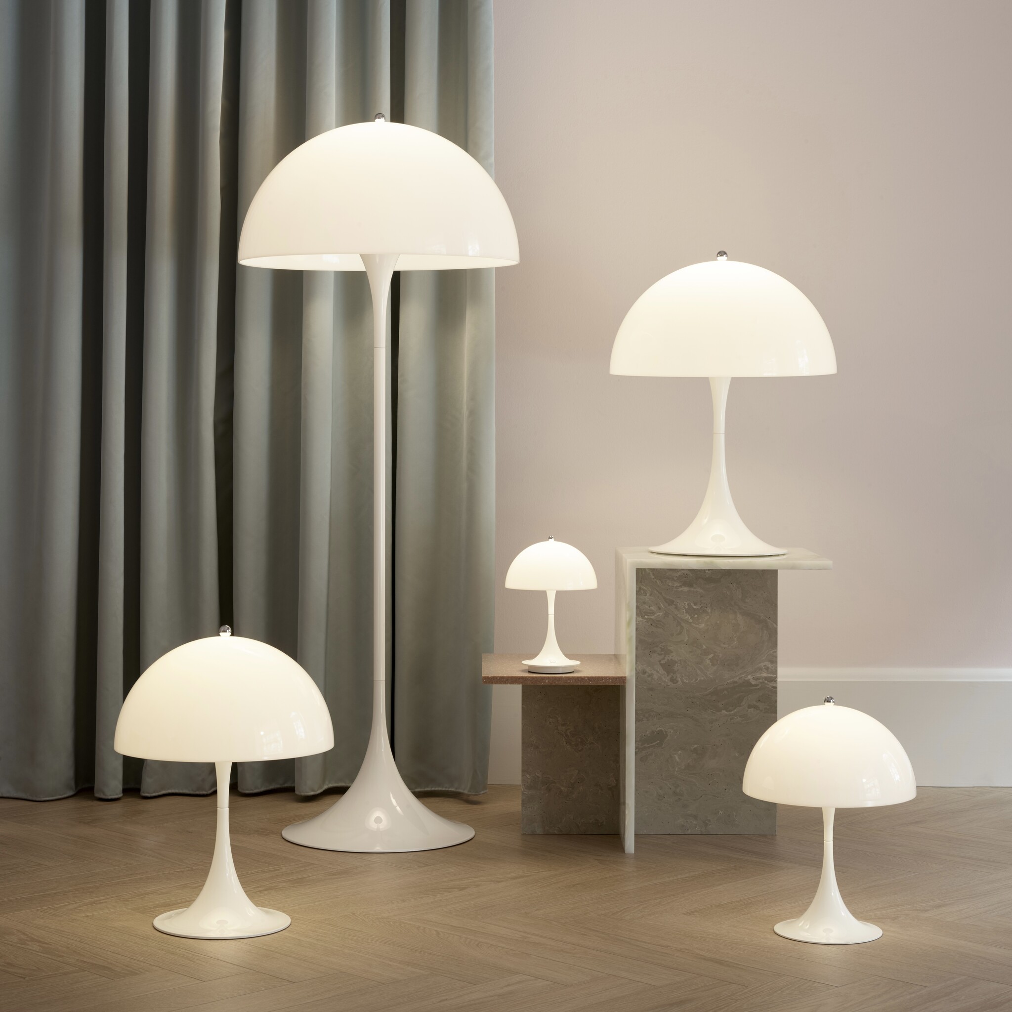 Louis Poulsen Panthella Staande Lamp - Wit Opaal Acryl