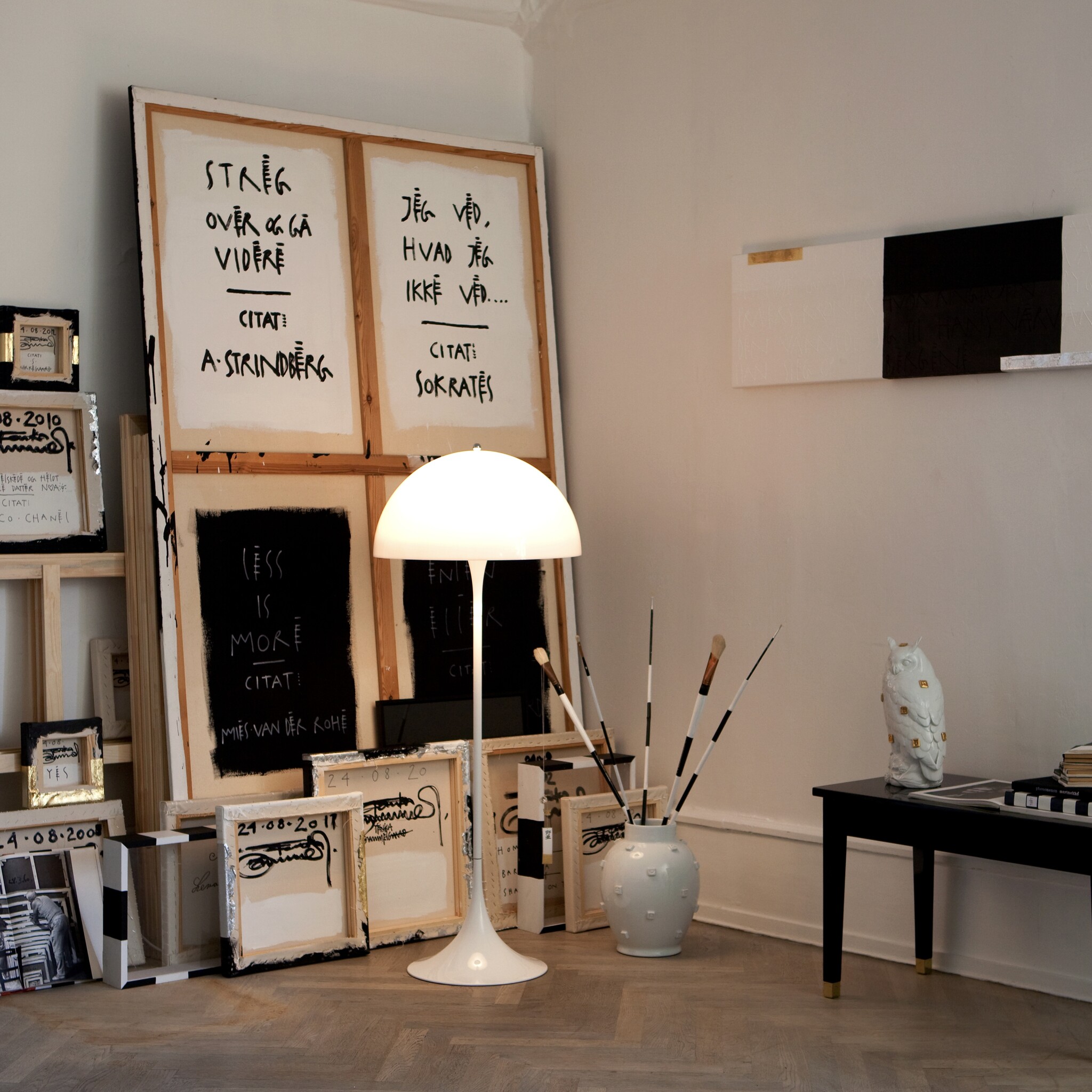Louis Poulsen Panthella Staande Lamp - Wit Opaal Acryl