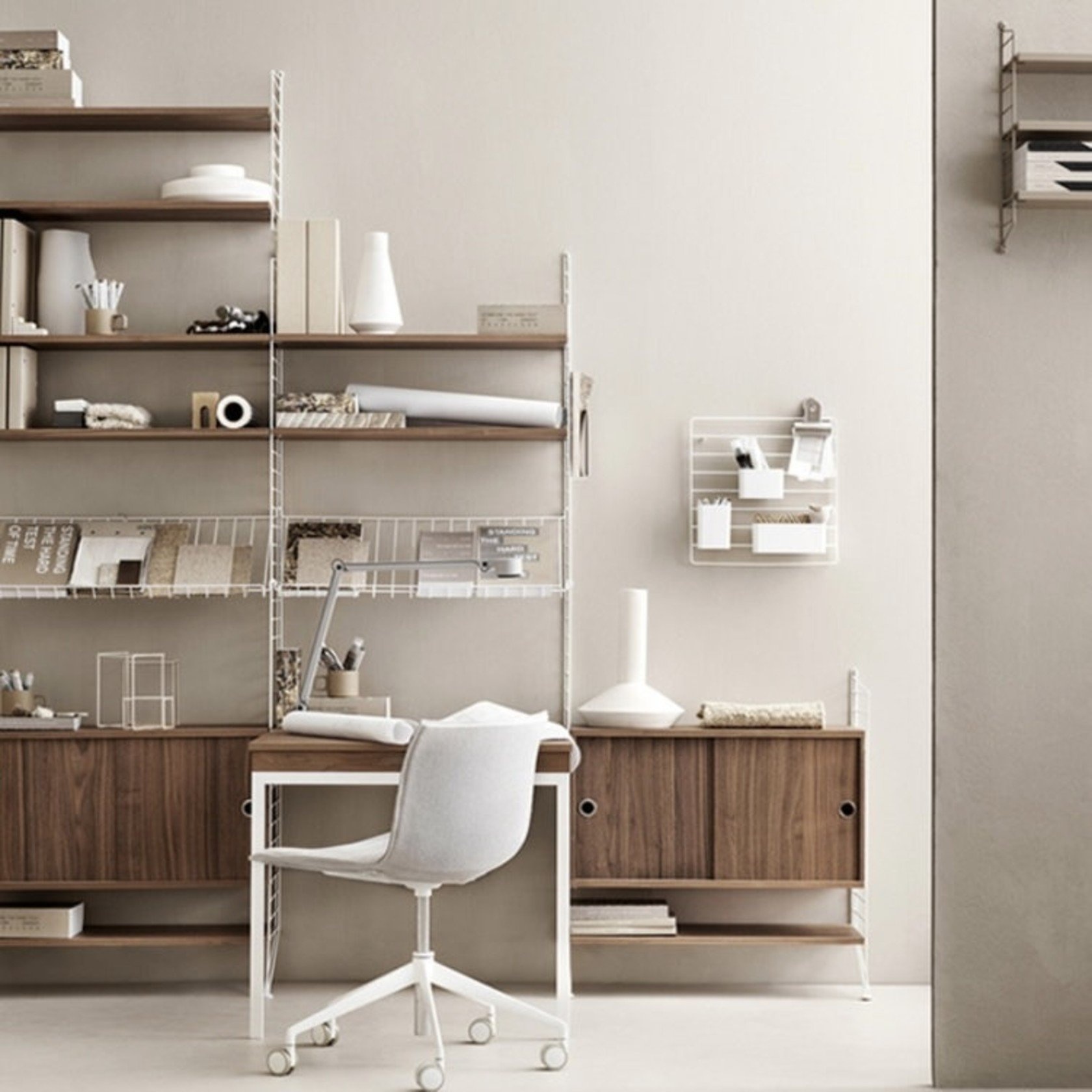 String Furniture Modulair wandsysteem - living room eik wit