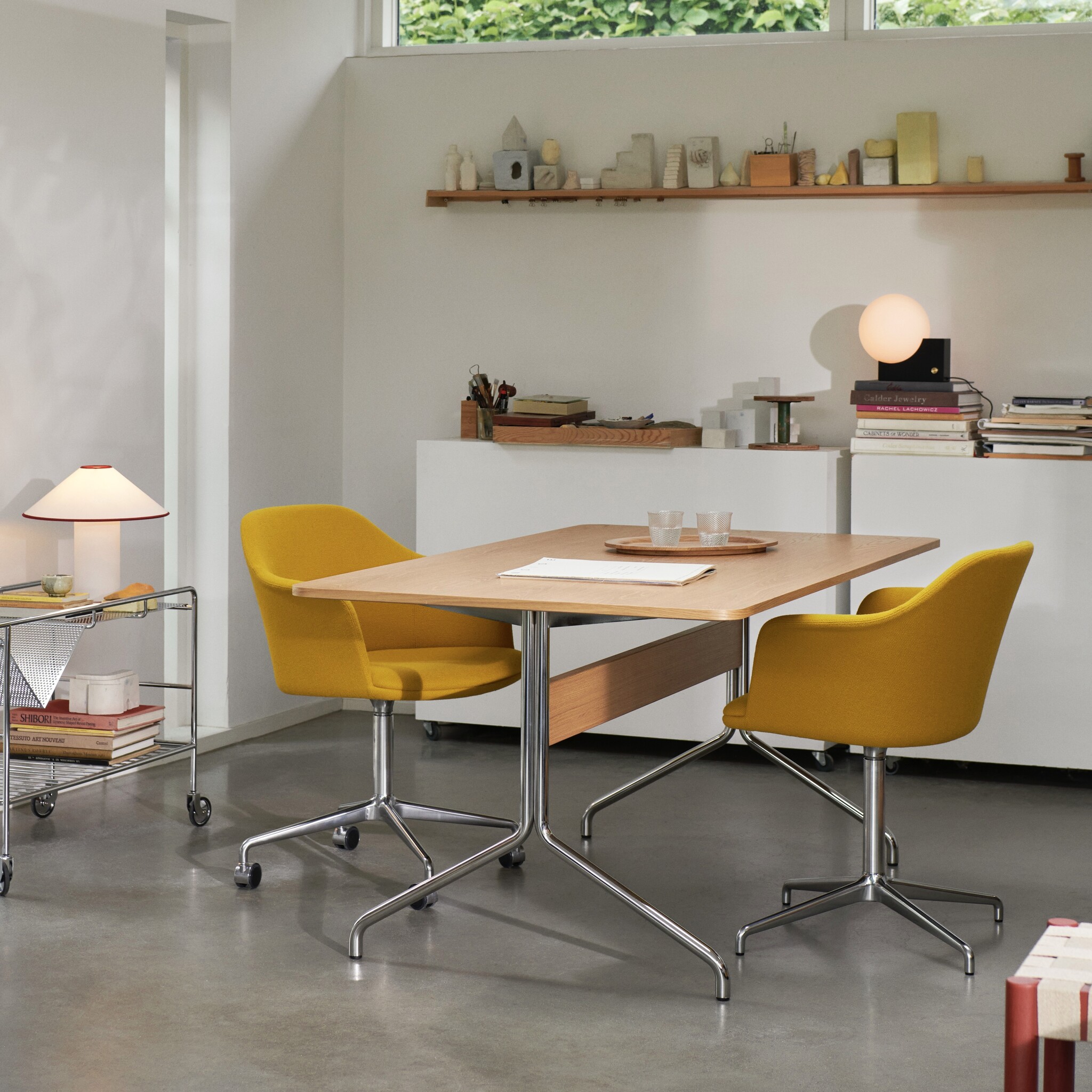 &Tradition Pavilion AV18 - Chrome Base