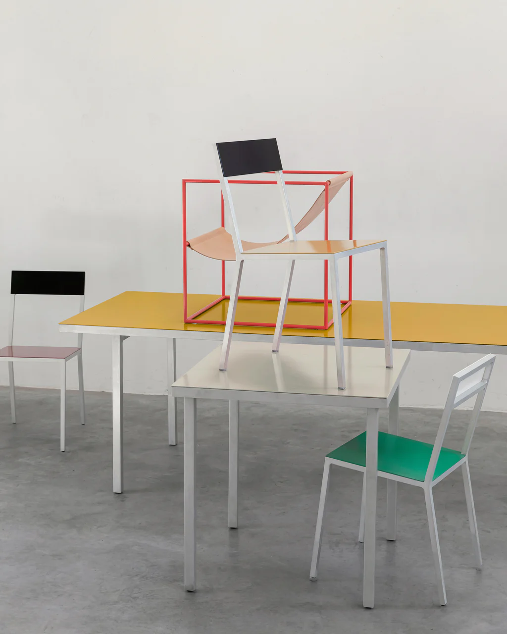 Valerie Objects Alu Dining Table M