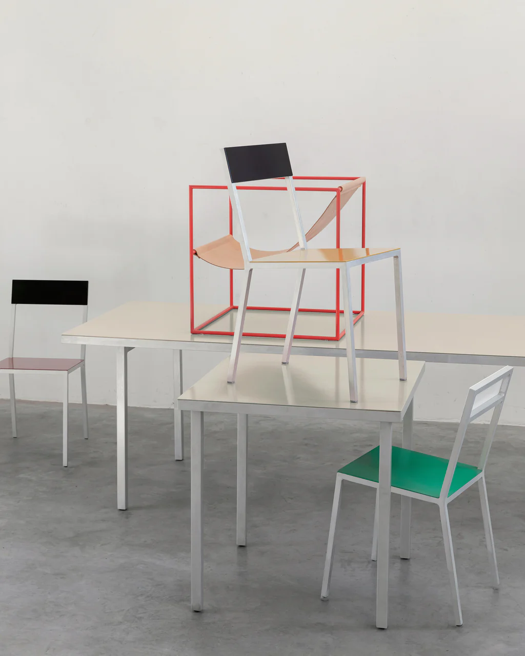 Valerie Objects Alu Dining Table L