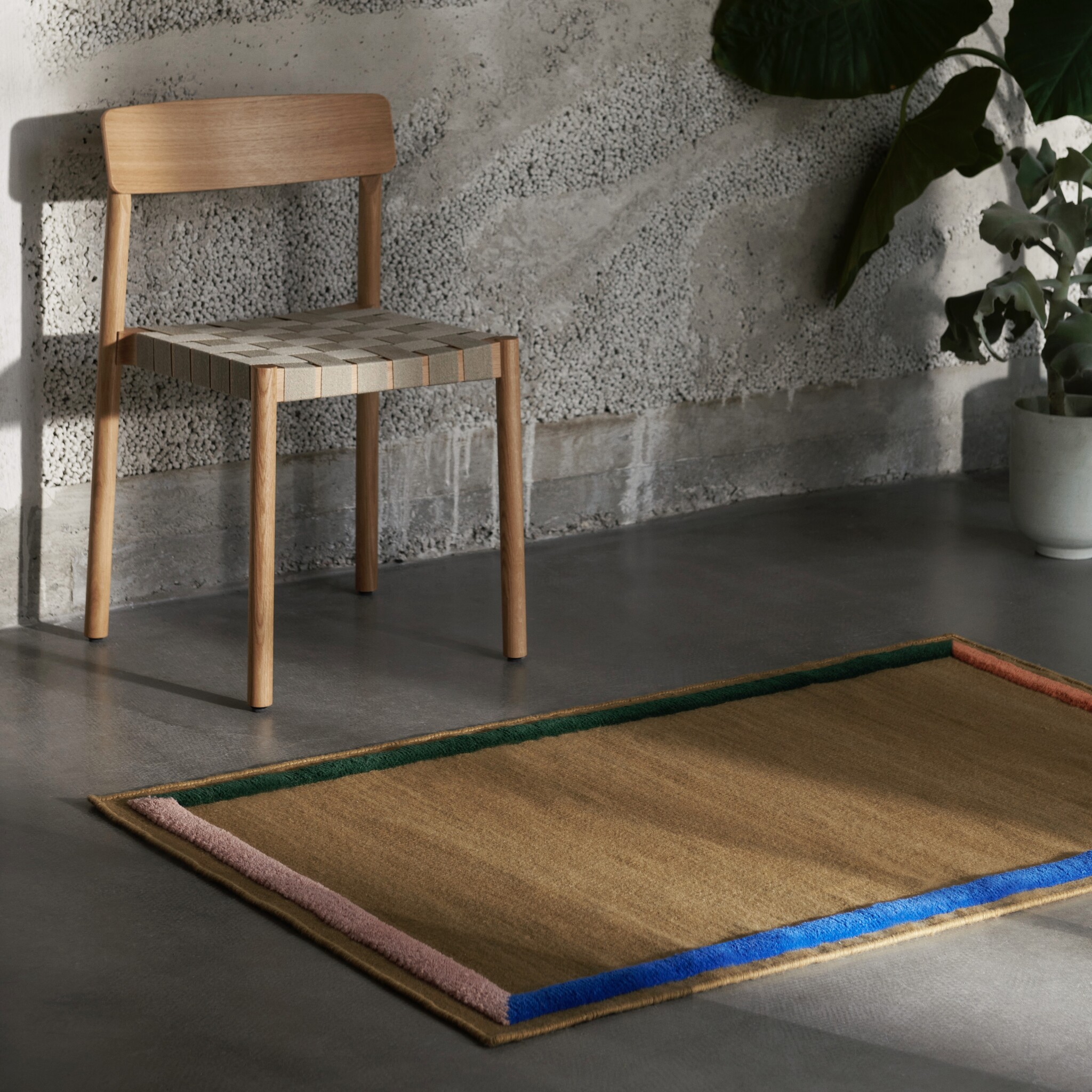 &Tradition Framed AP13 - 90 x 140cm