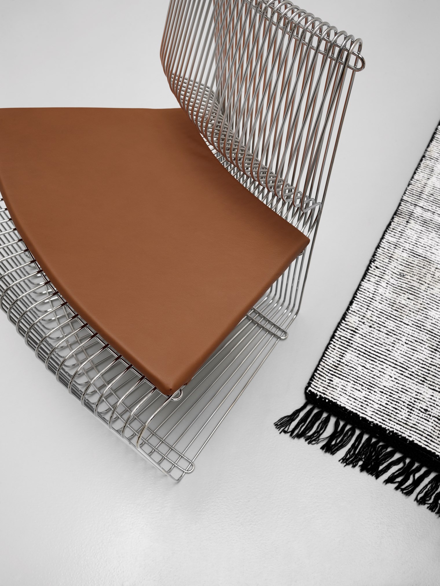 MONTANA Pantonova Linear Cushion