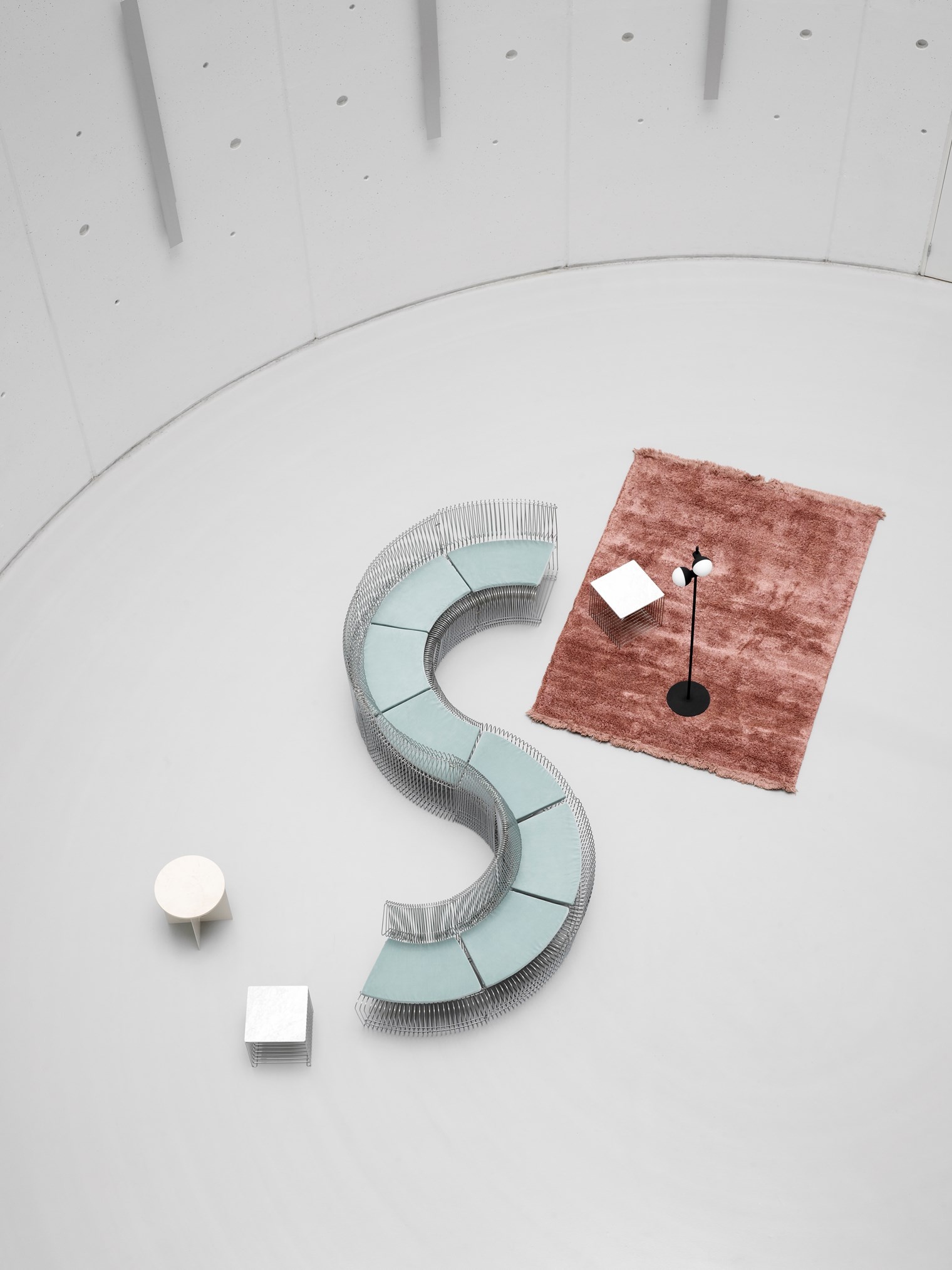 MONTANA Pantonova Concave Cushion