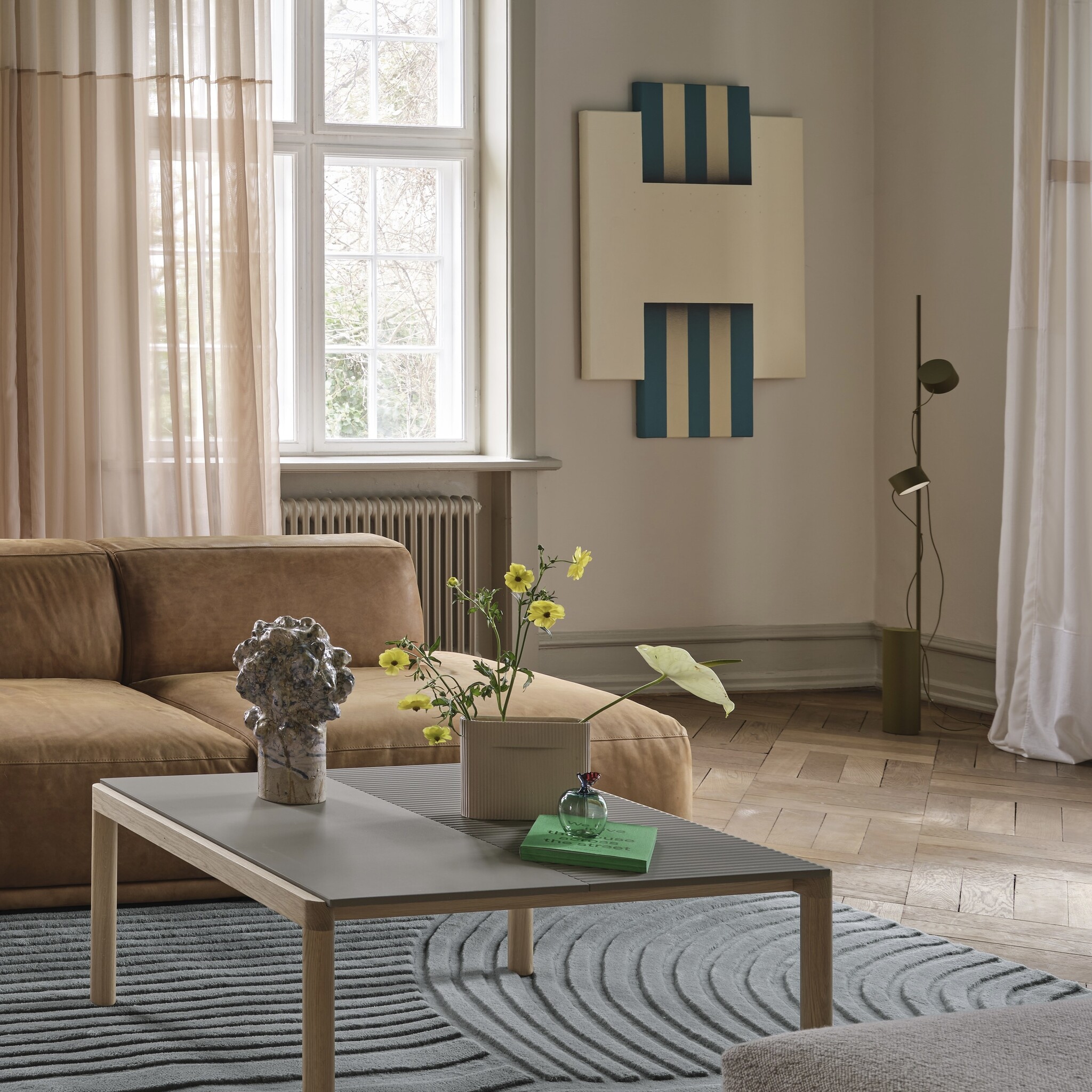 Muuto Post Floor Lamp