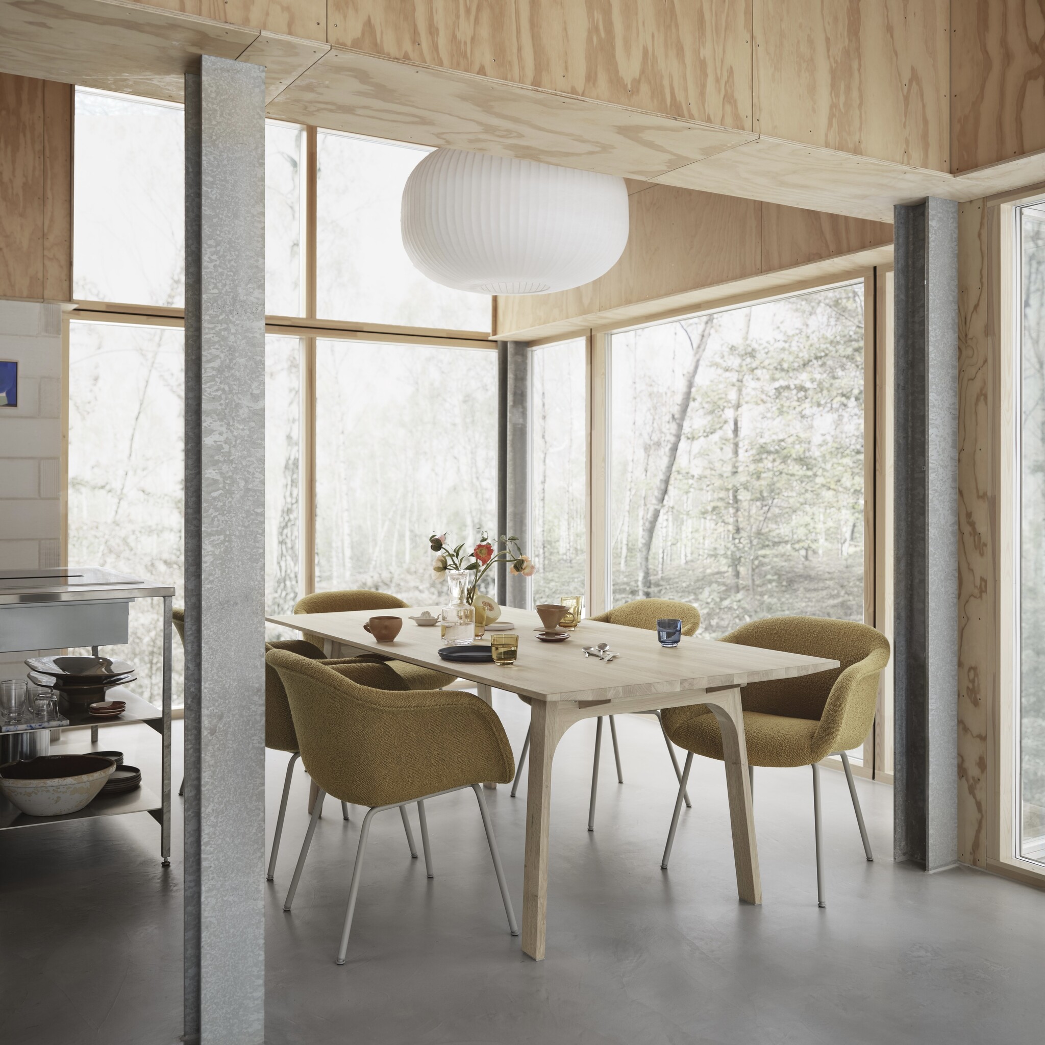 Muuto Earnest Extendable Table 260 x 100 cm