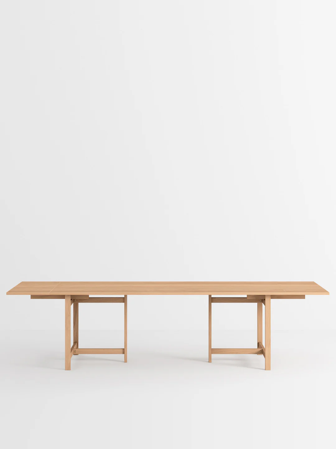 Moebe Rectangular Dining Table 220cm + 2 extensions