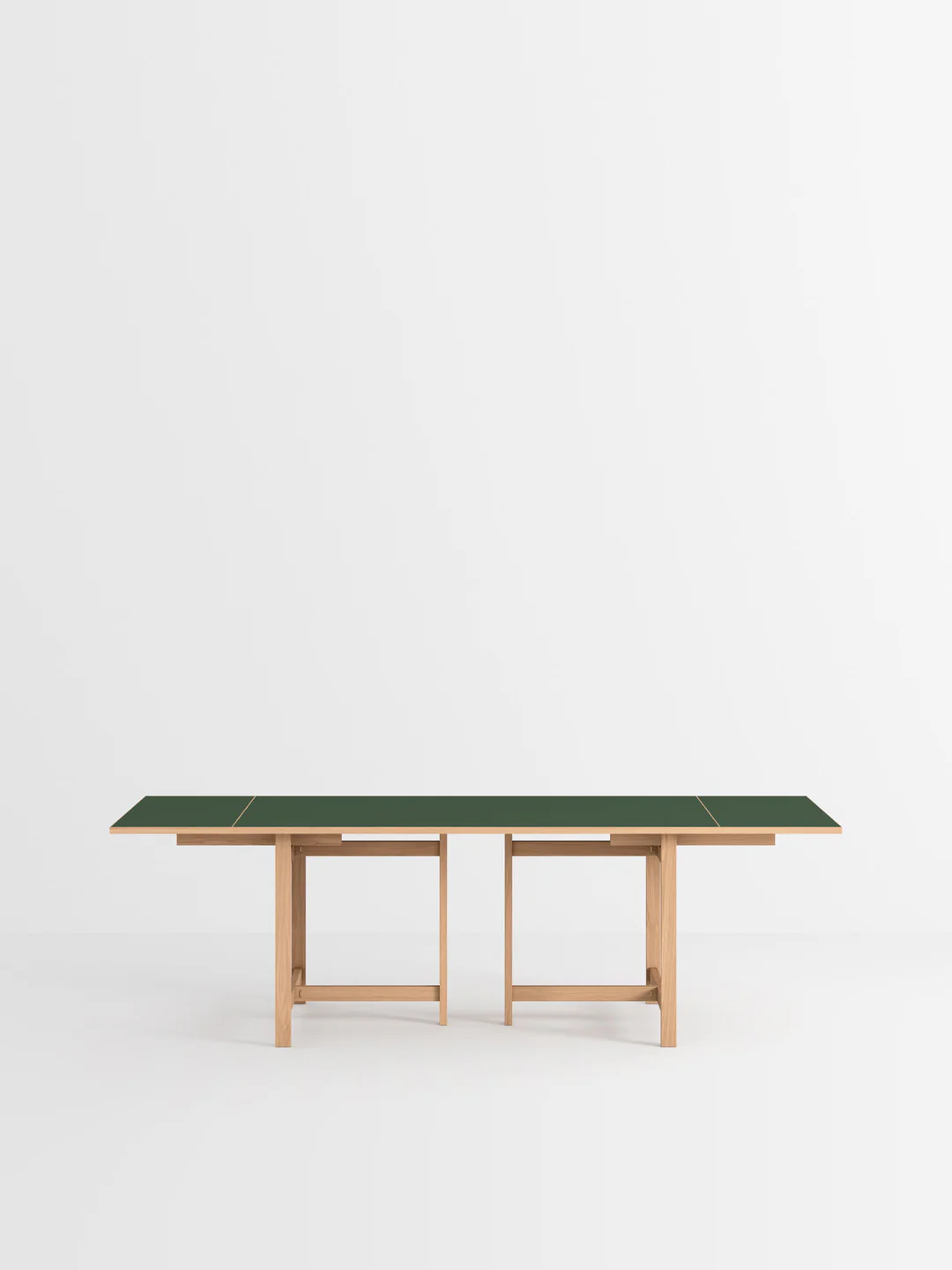 Moebe Rectangular Dining Table 160cm + 2 extensions