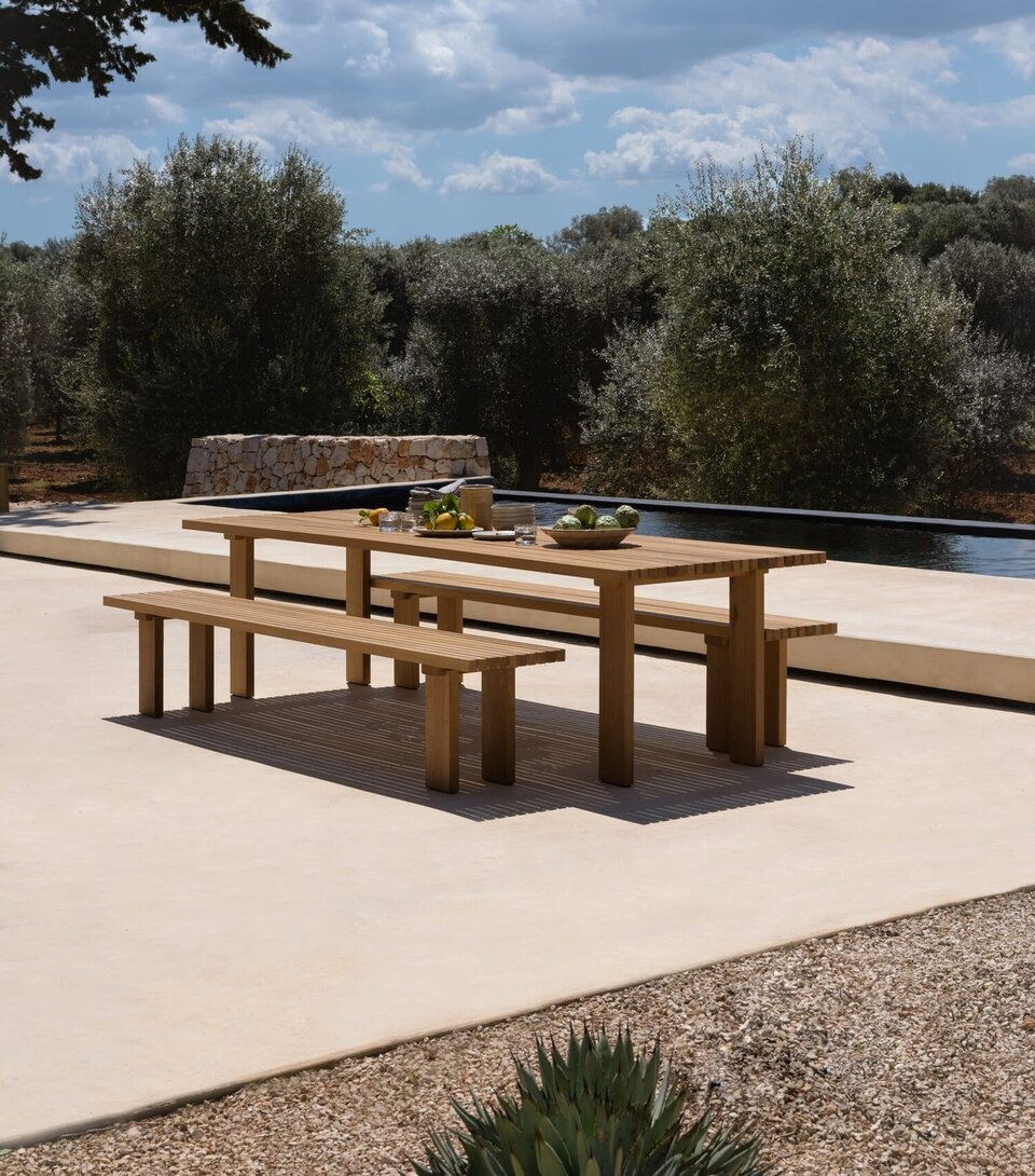 STUDIO HENK Butterfly Outdoor Bench 200 cm - Iroko, Staal zwarte poedercoating