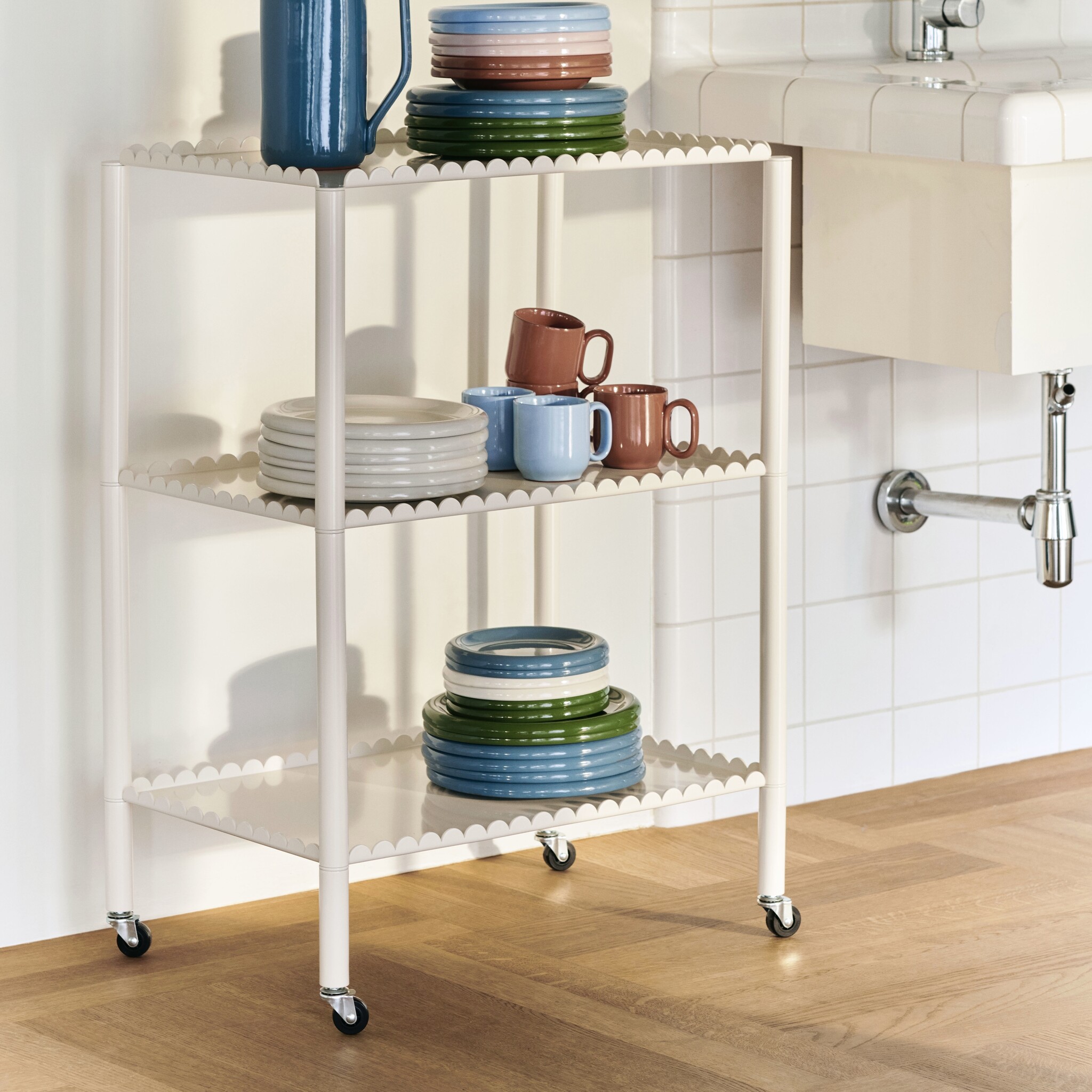 HAY Arcs Trolley High