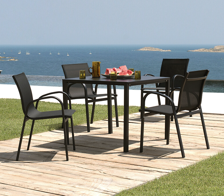 EMU 306 Star Table 90 x 90 cm