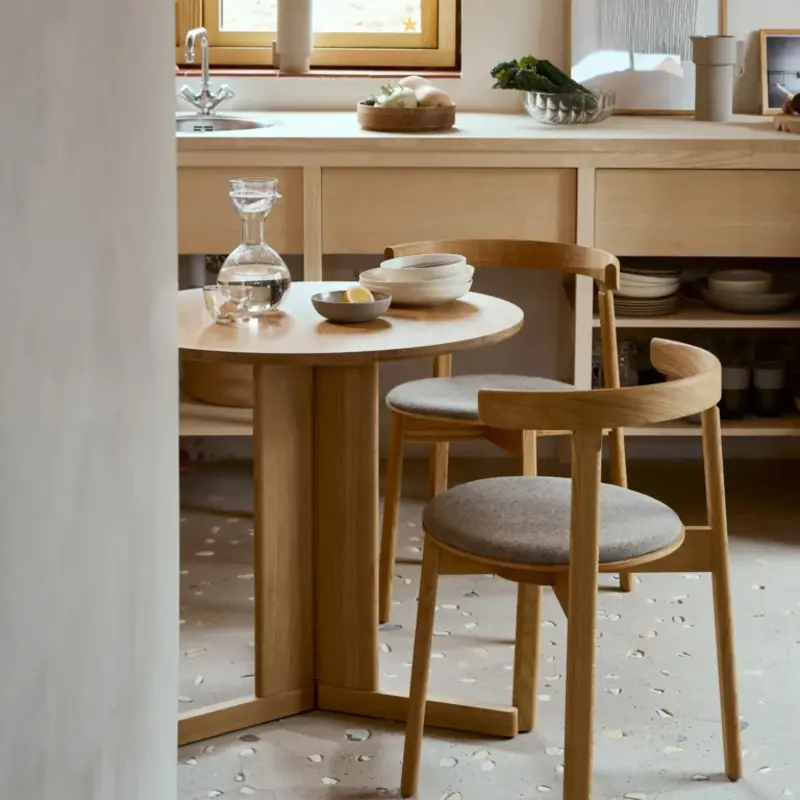 Form & Refine Lunar Chair - Hallingdal