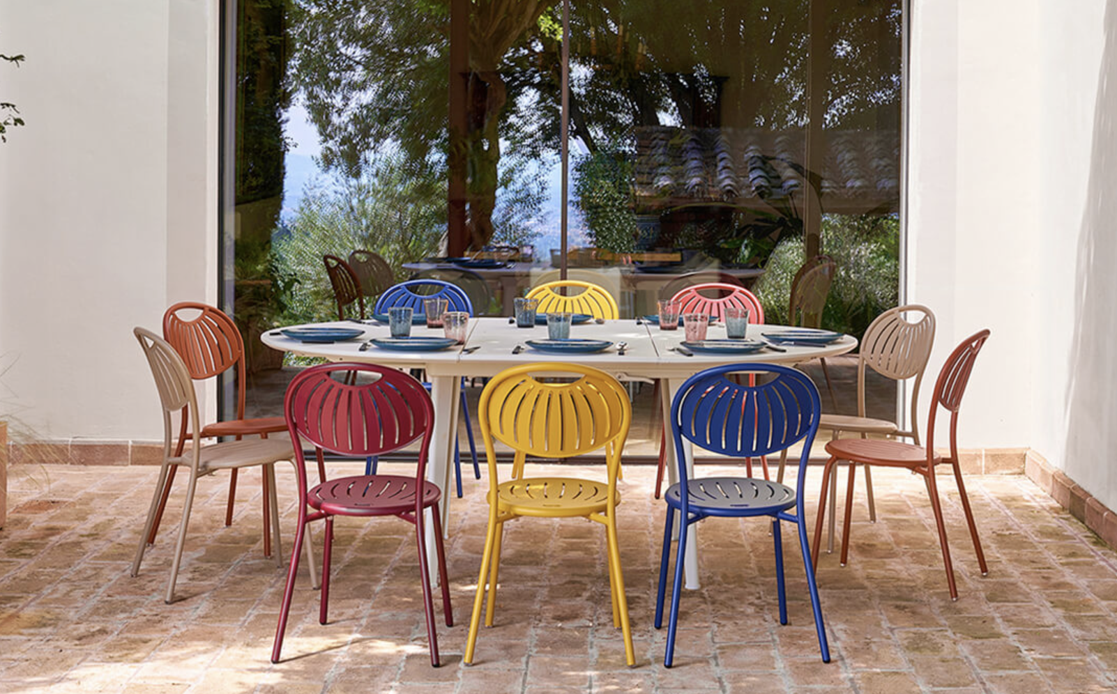 EMU 3488 Plus4 Round Table 138+60/138